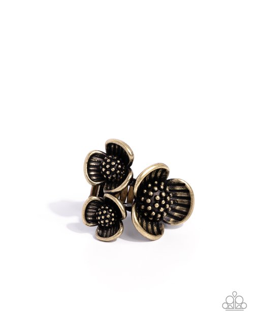 Traveling Trio - Brass - Paparazzi Ring Image