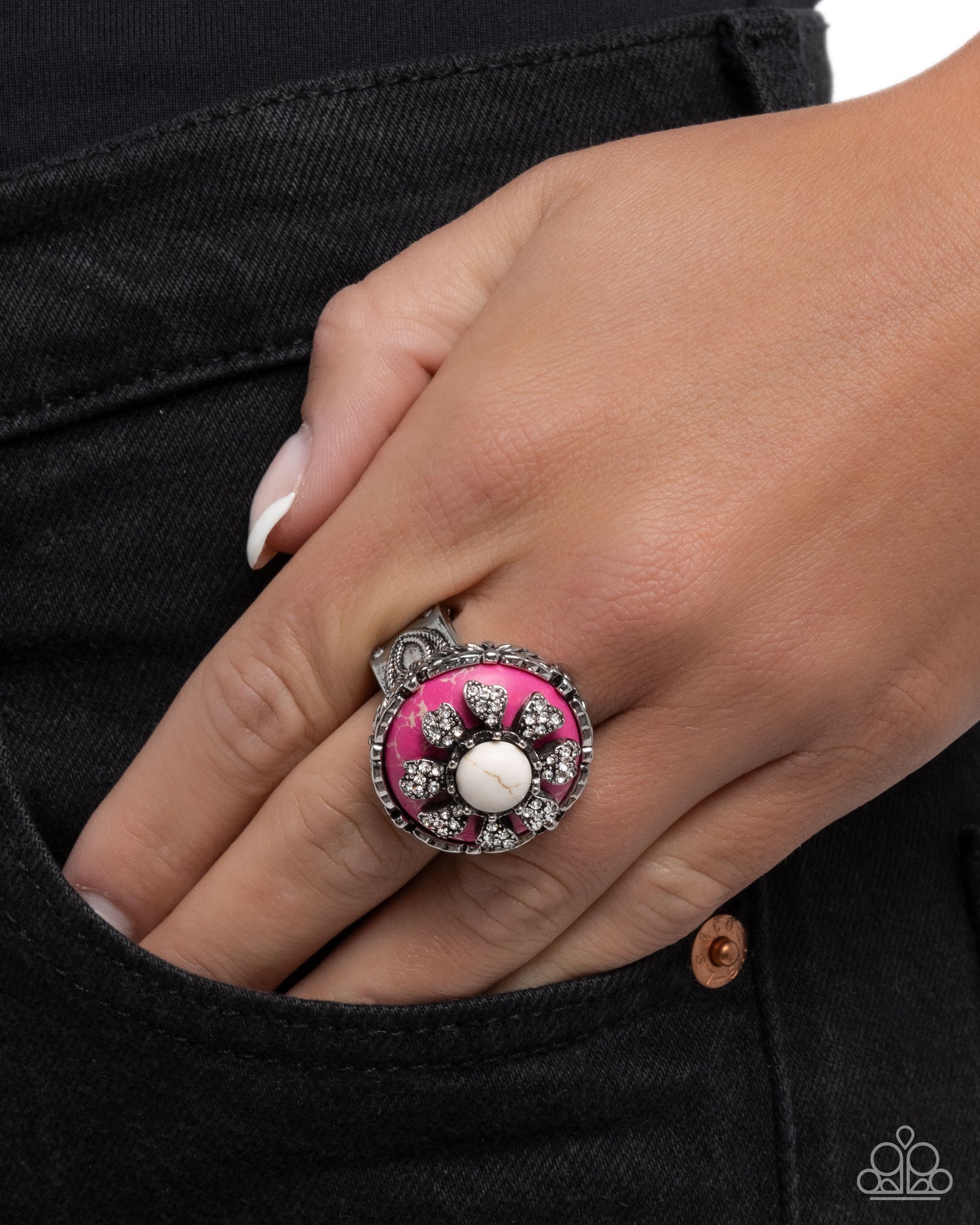 ¡Puedes solicitar anillos rosas y los encontraremos por ti!