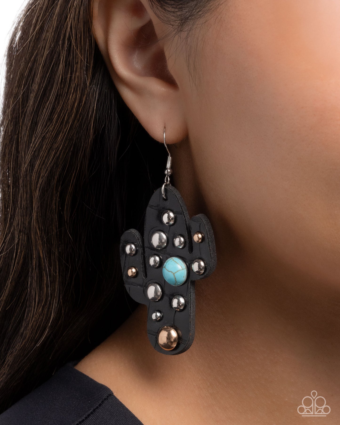 Cactus Cache - Paparazzi Earring Image