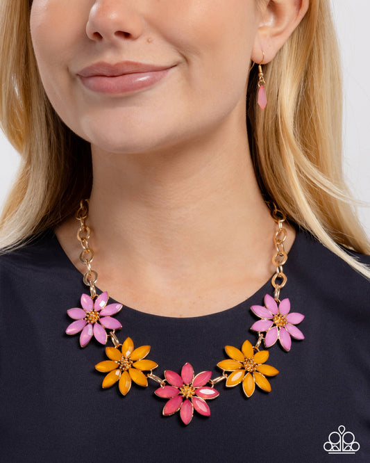 First Date Flowers - Paparazzi Necklace Image