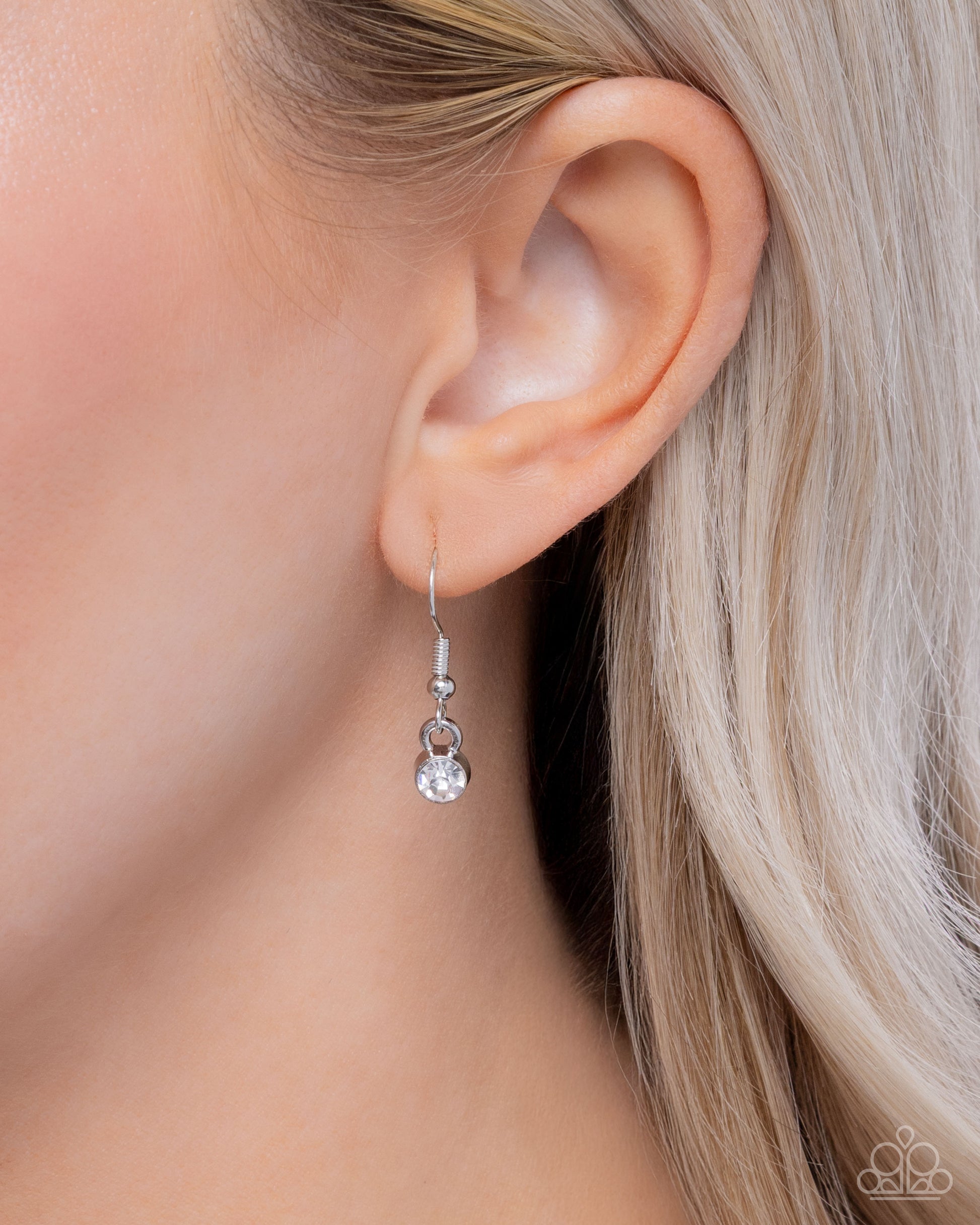 Gliding Glitz - Orange - Paparazzi Necklace Image