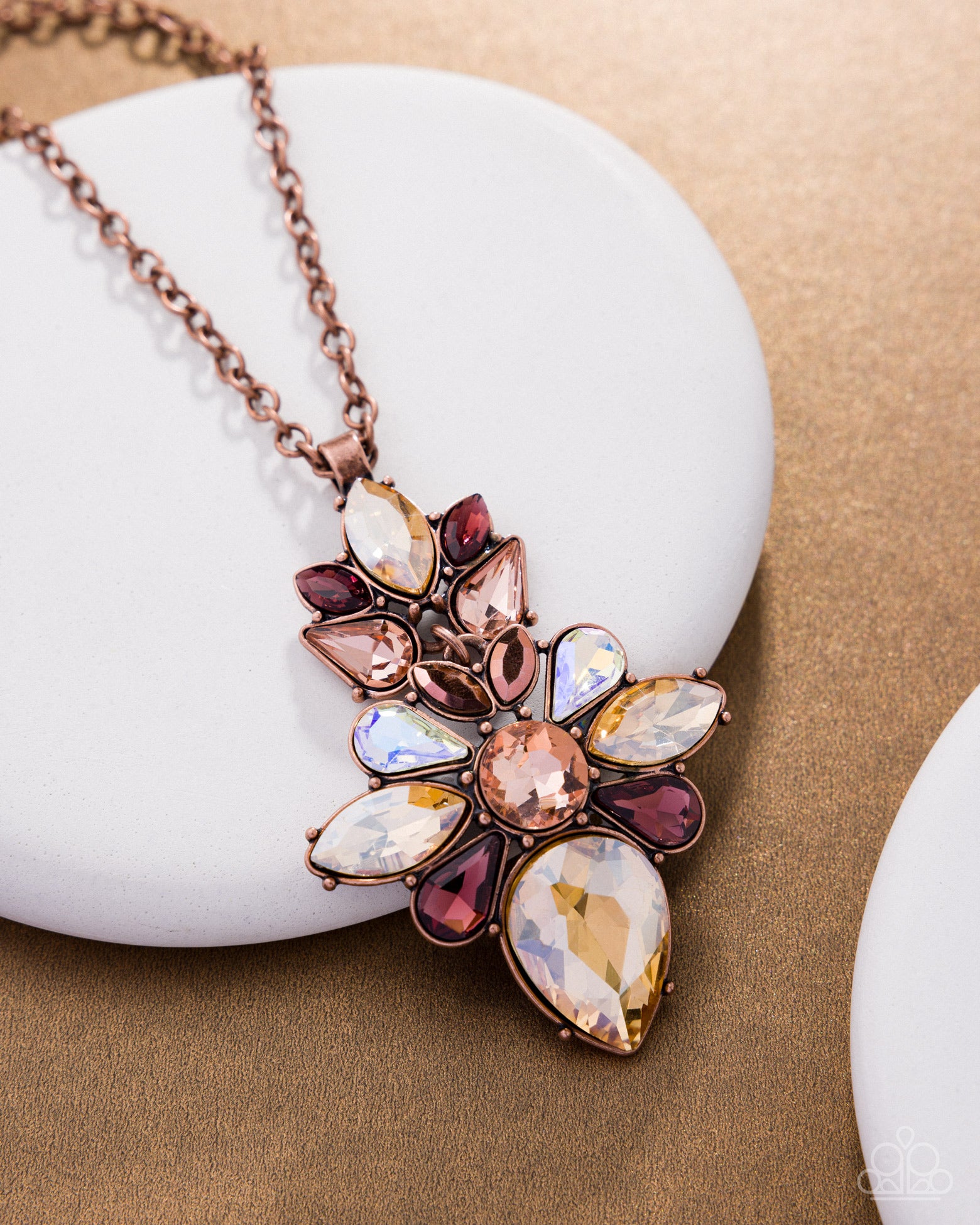 Elite Etiquette - Paparazzi Necklace Image