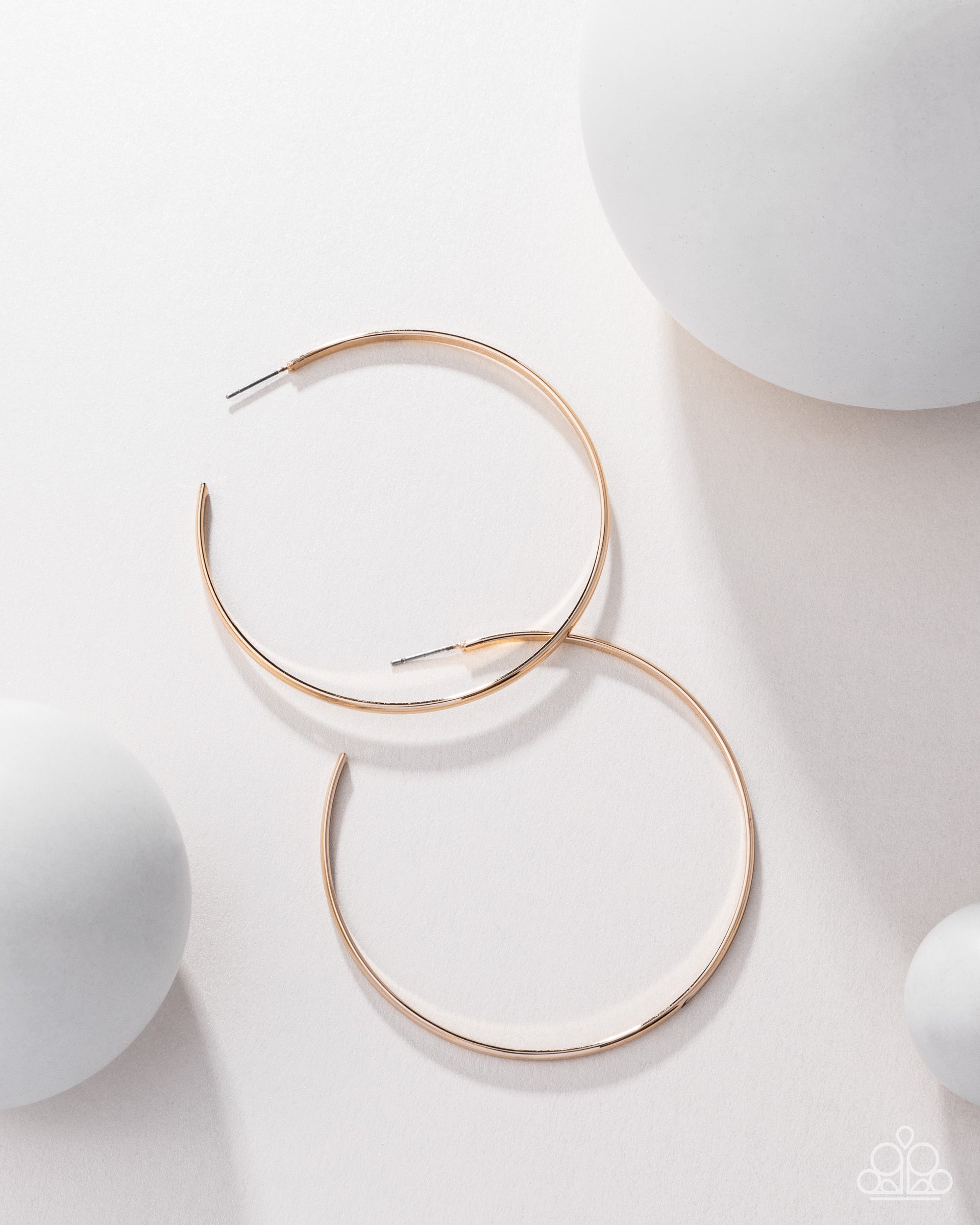 Basic Bombshell - Paparazzi Earring Image