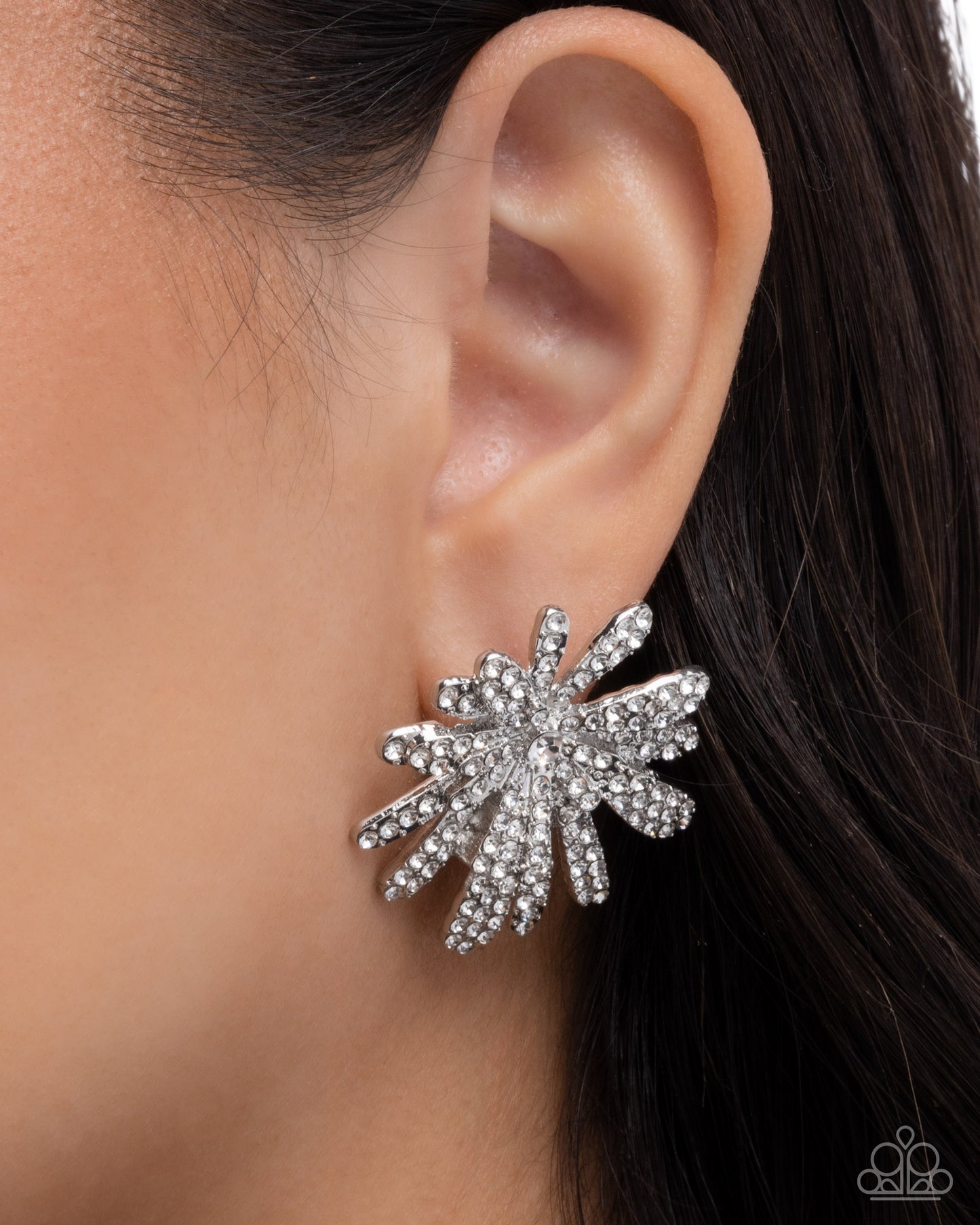 Sparkly Springtime - Paparazzi Earring Image