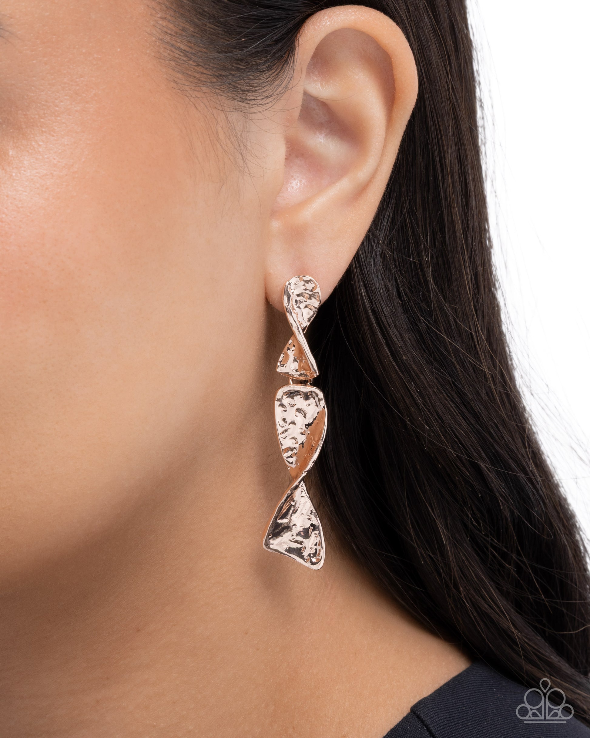 Subtle Shimmy - Earrings - Paparazzi Earring Image