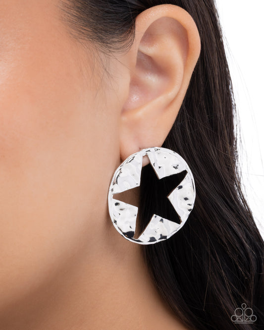Stellar Saloon - Paparazzi Earring Image