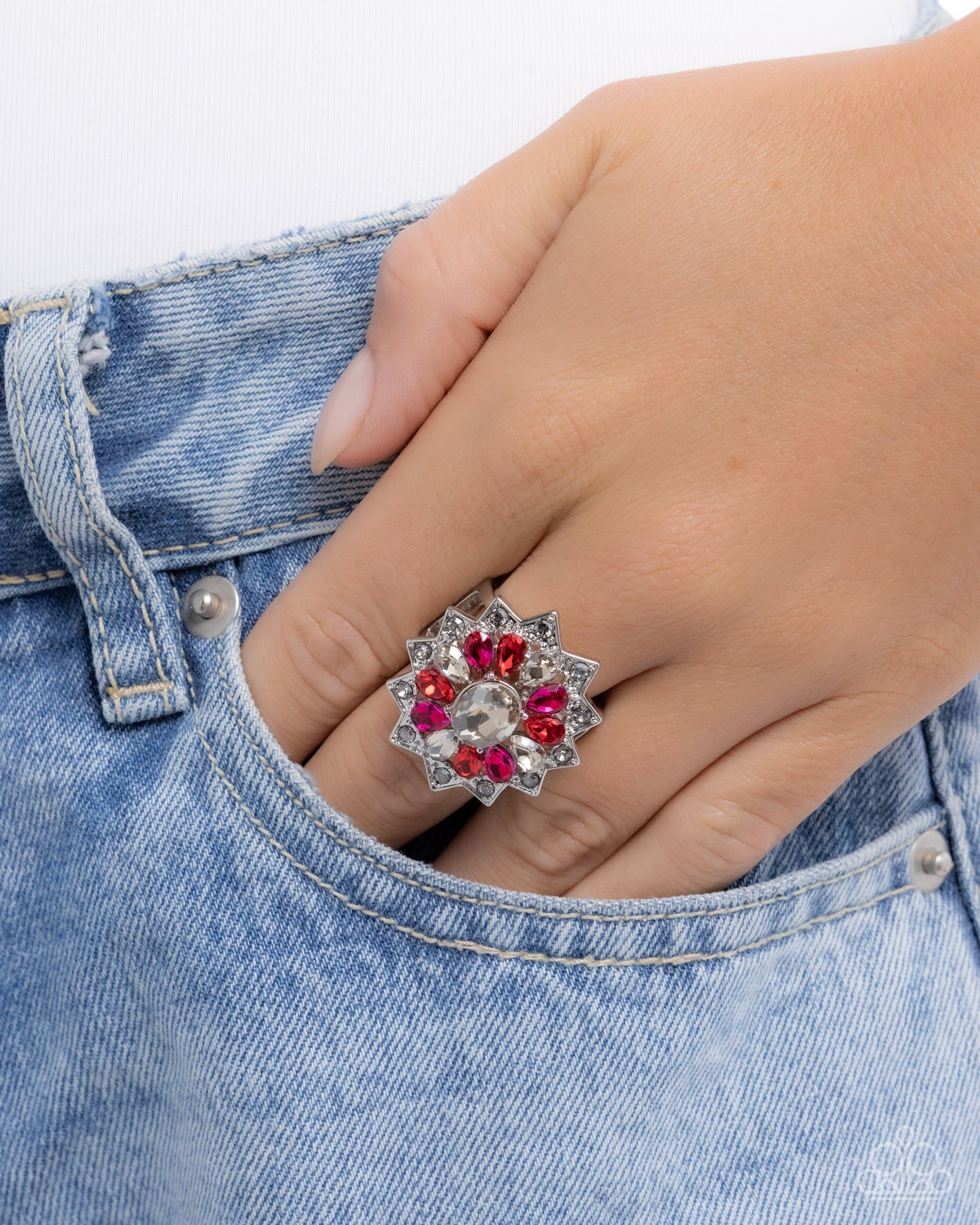 Pointed Prowess - Silver - Paparazzi Ring Image