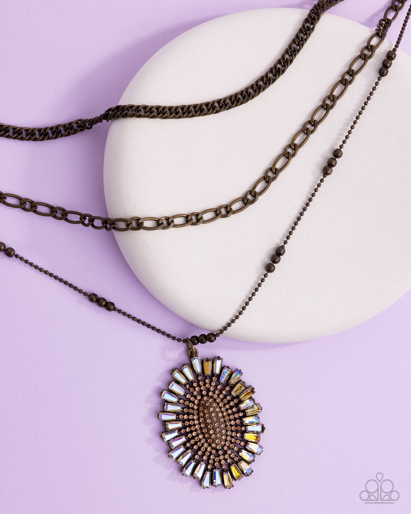 Fitting In - Brass - Paparazzi Necklace Image