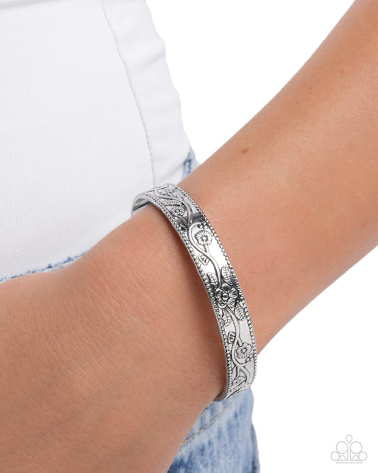 Vintage Side - Paparazzi Bracelet Image