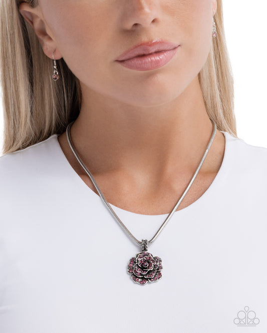 Passionate Petals - Paparazzi Necklace Image