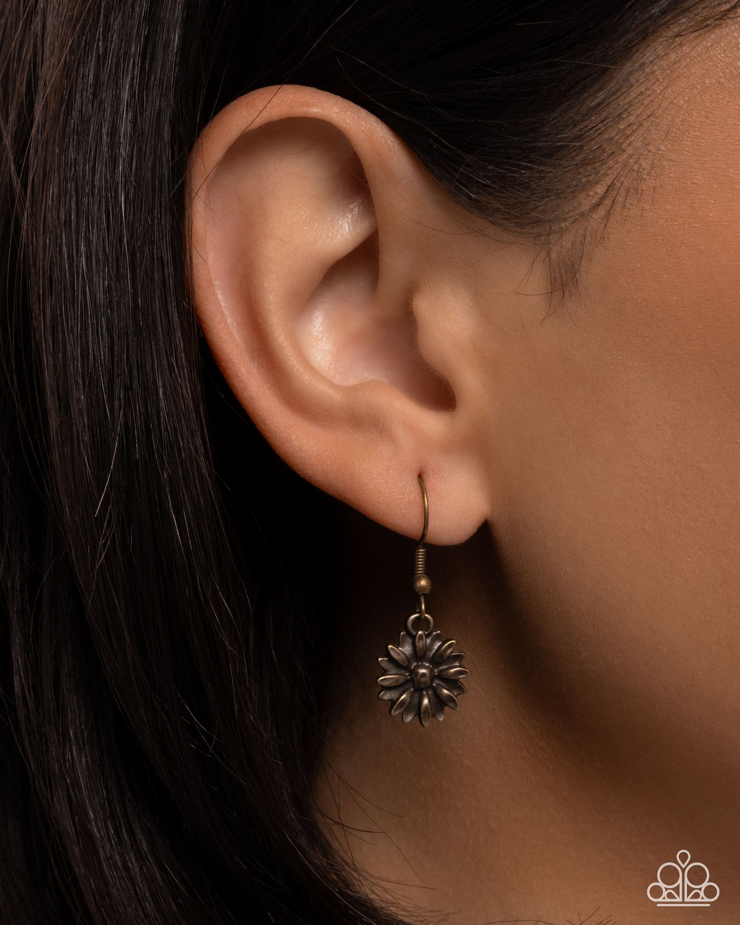 Whimsical Wiz - Brass - Paparazzi Necklace Image