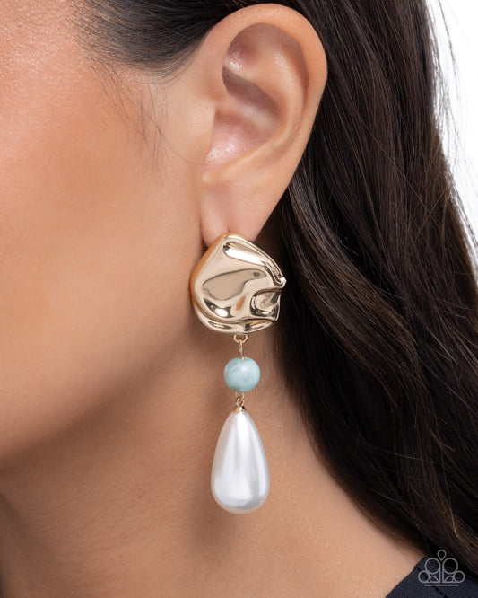 Exquisite Elegance - Paparazzi Earring Image