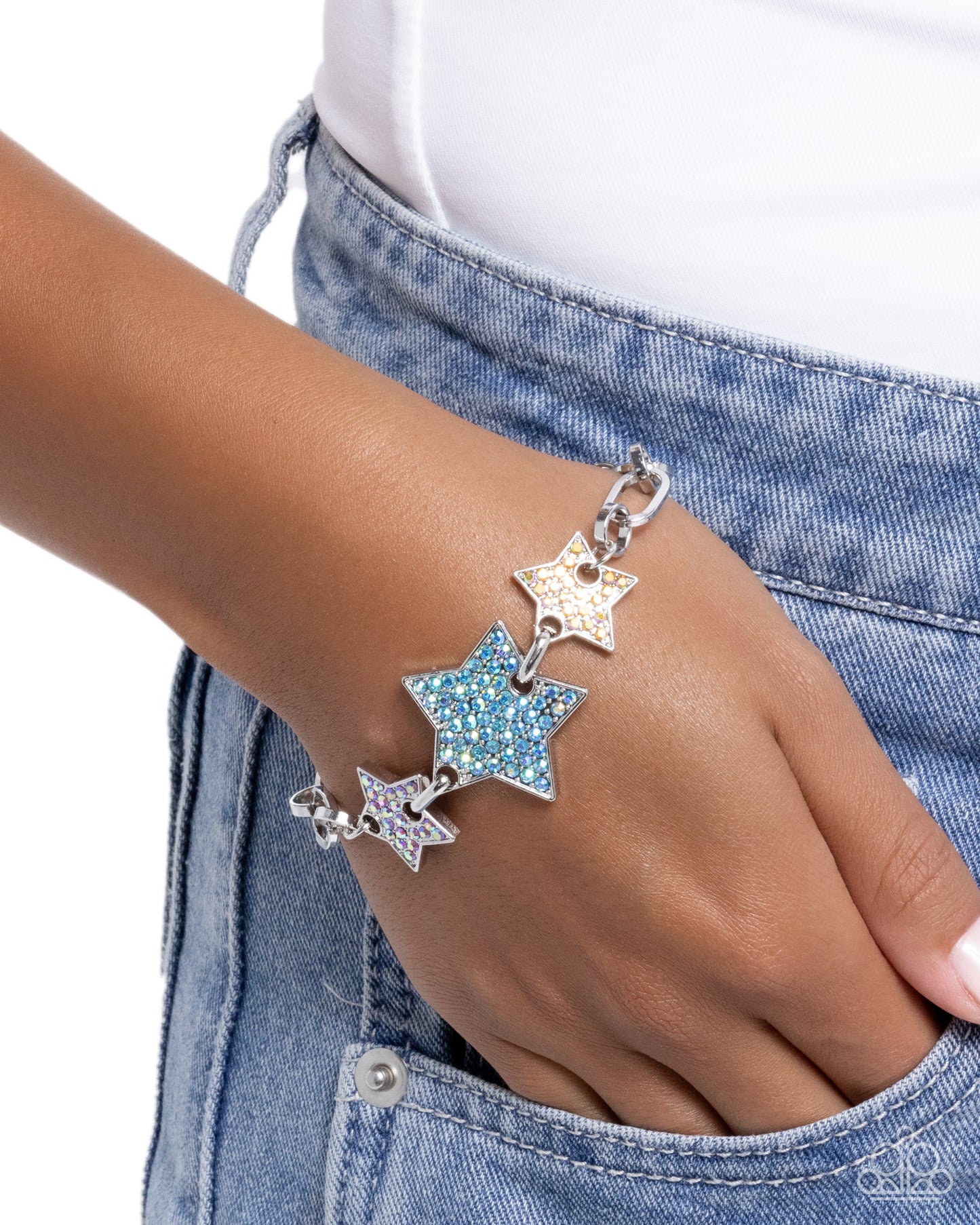 Stellar Song - Paparazzi Bracelet Image