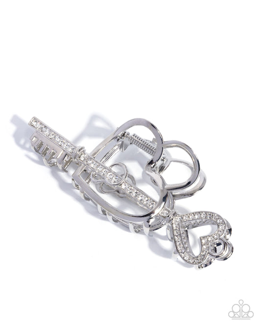 Lasting Lounge - Paparazzi Hair Accessories Image