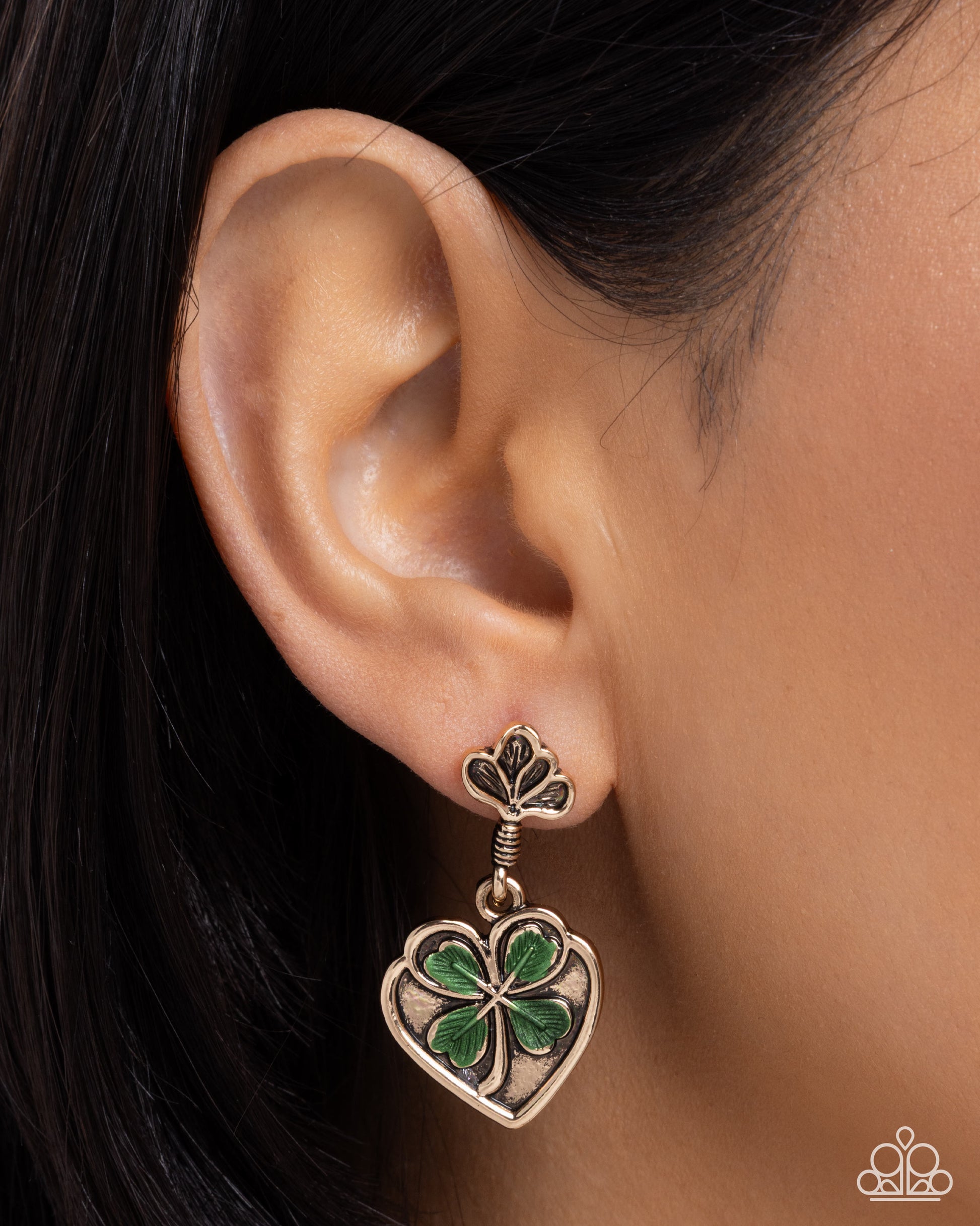 Confident Clover - Paparazzi Earring Image