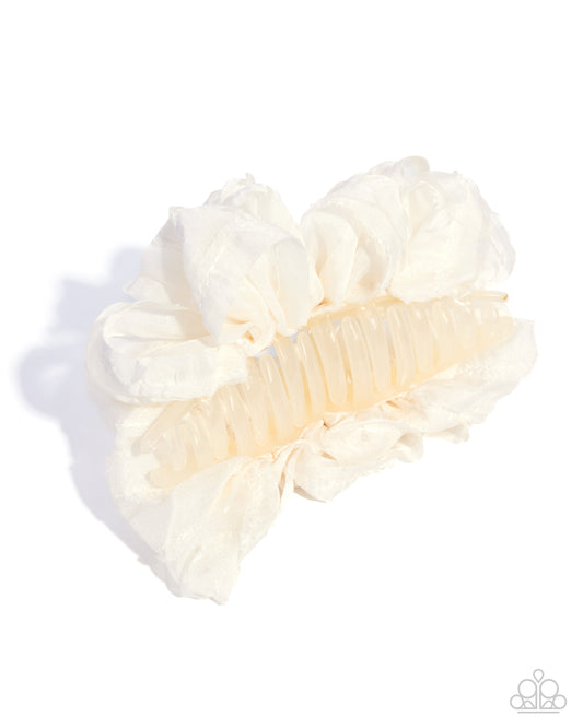 Ballroom Bunch - Paparazzi Hair Accessories Image