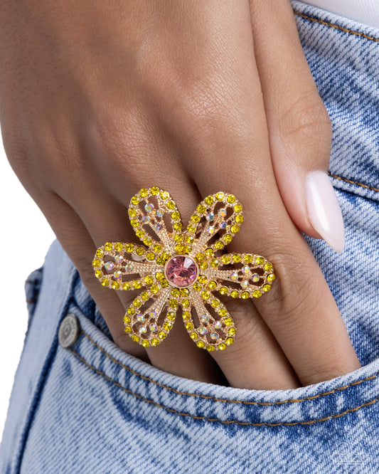 Absolutely Thriving - Paparazzi Ring Image