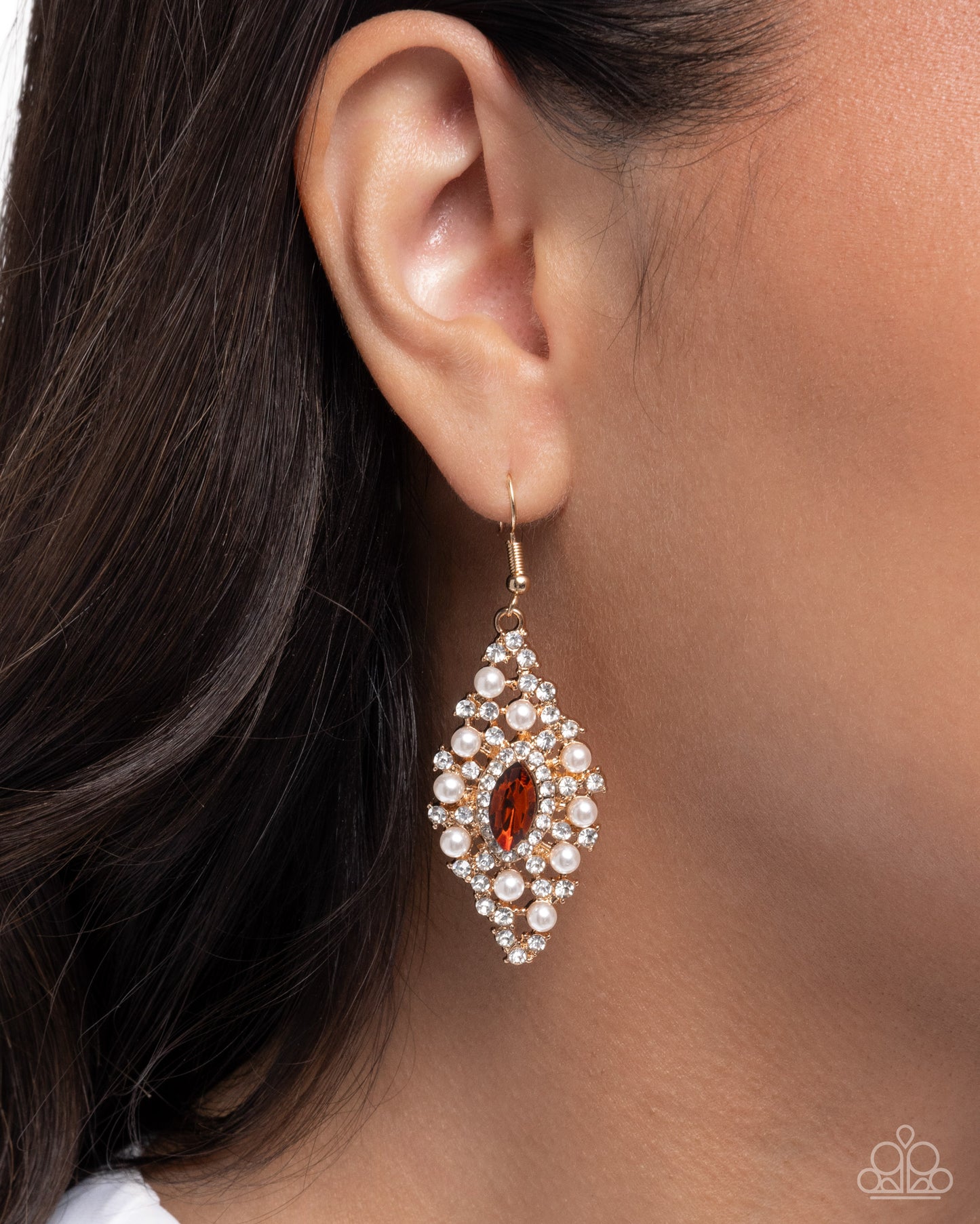 Palatial Promenade - Paparazzi Earring Image