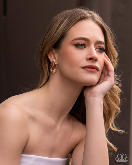 Sturdy Sheen - Earrings - Paparazzi Earring Image