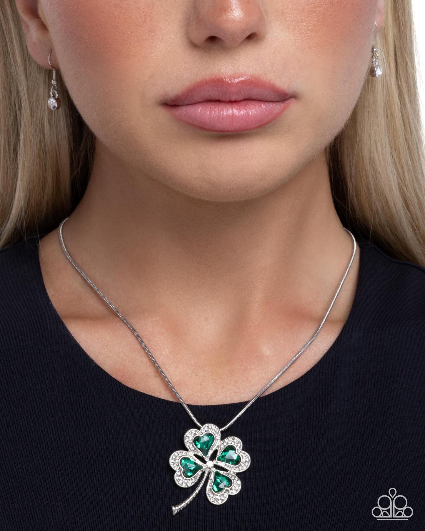 Fortunate Fashion - Green - Paparazzi Necklace Image