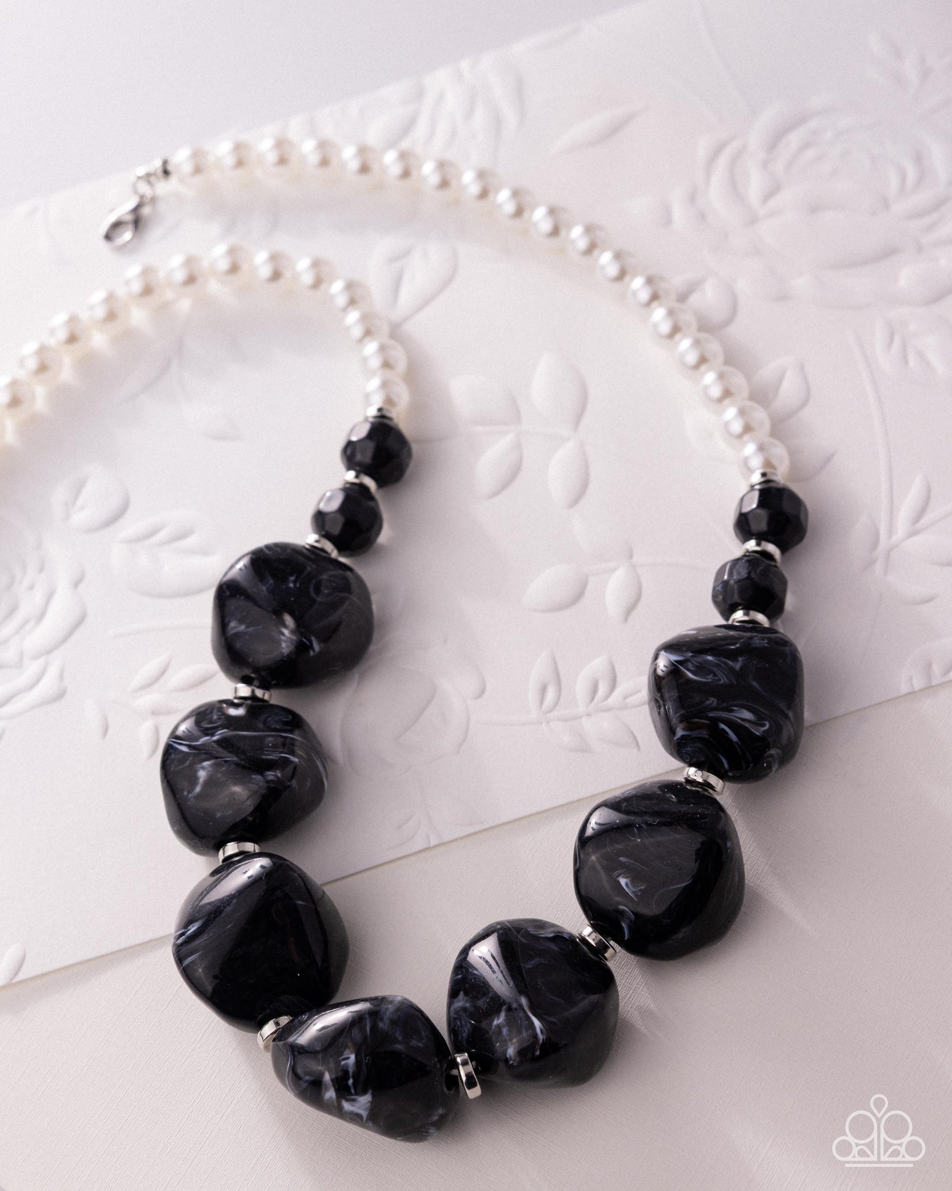 Bubbly Backstage - Black - Paparazzi Necklace Image