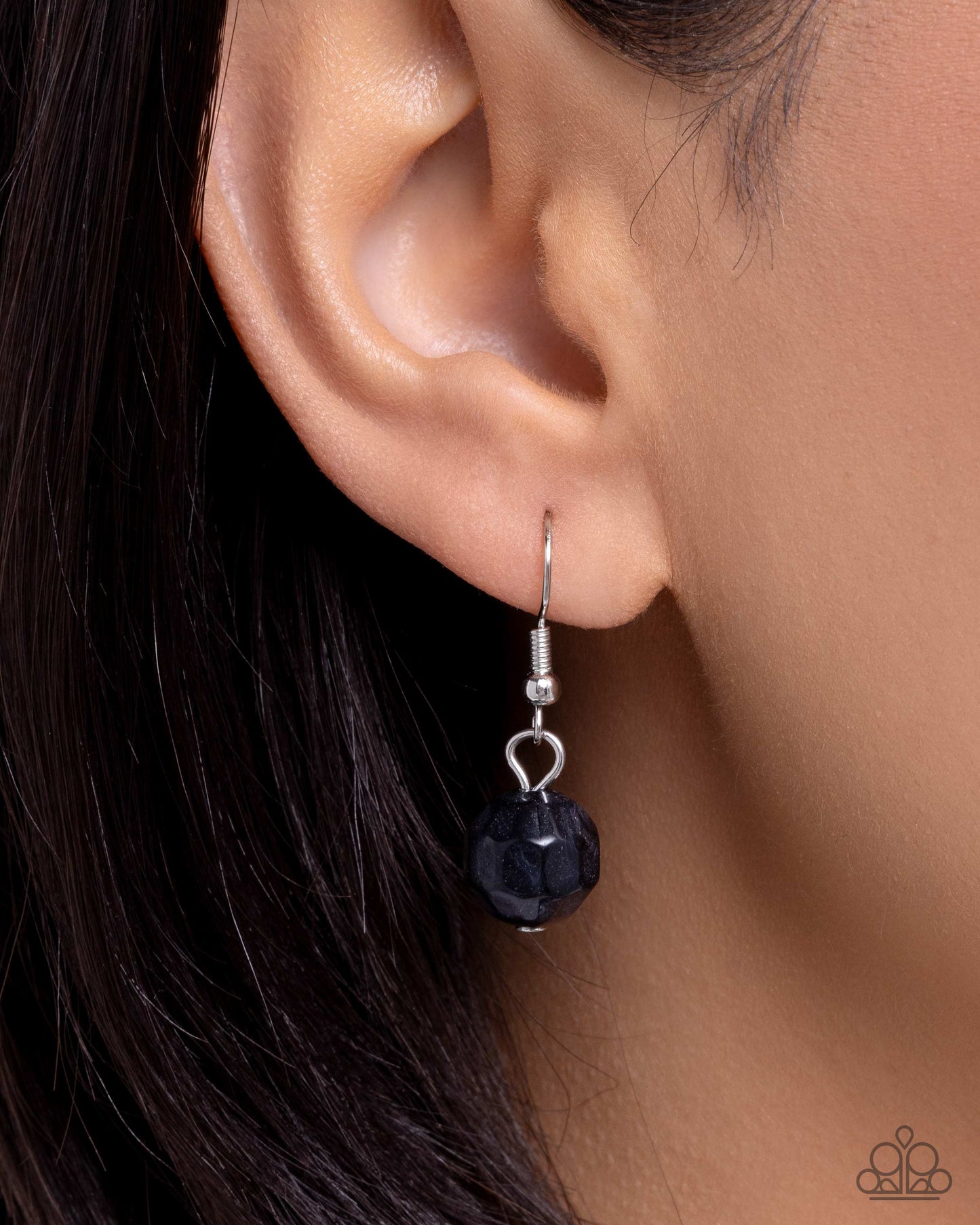 Bubbly Backstage - Black - Paparazzi Necklace Image