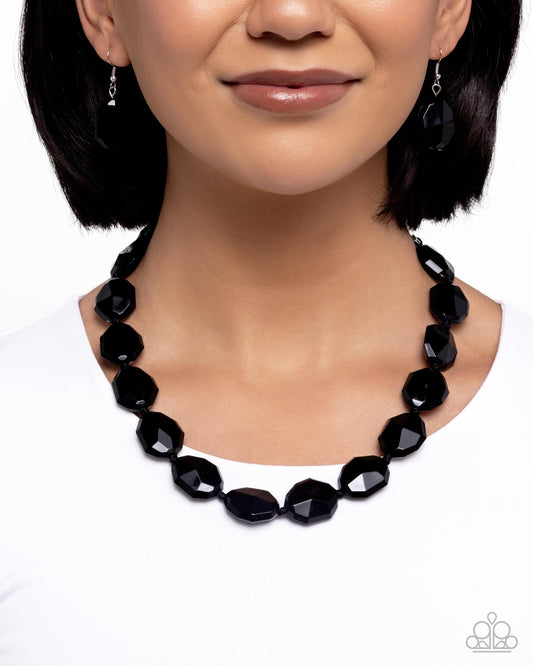 Playful Plan - Paparazzi Necklace Image