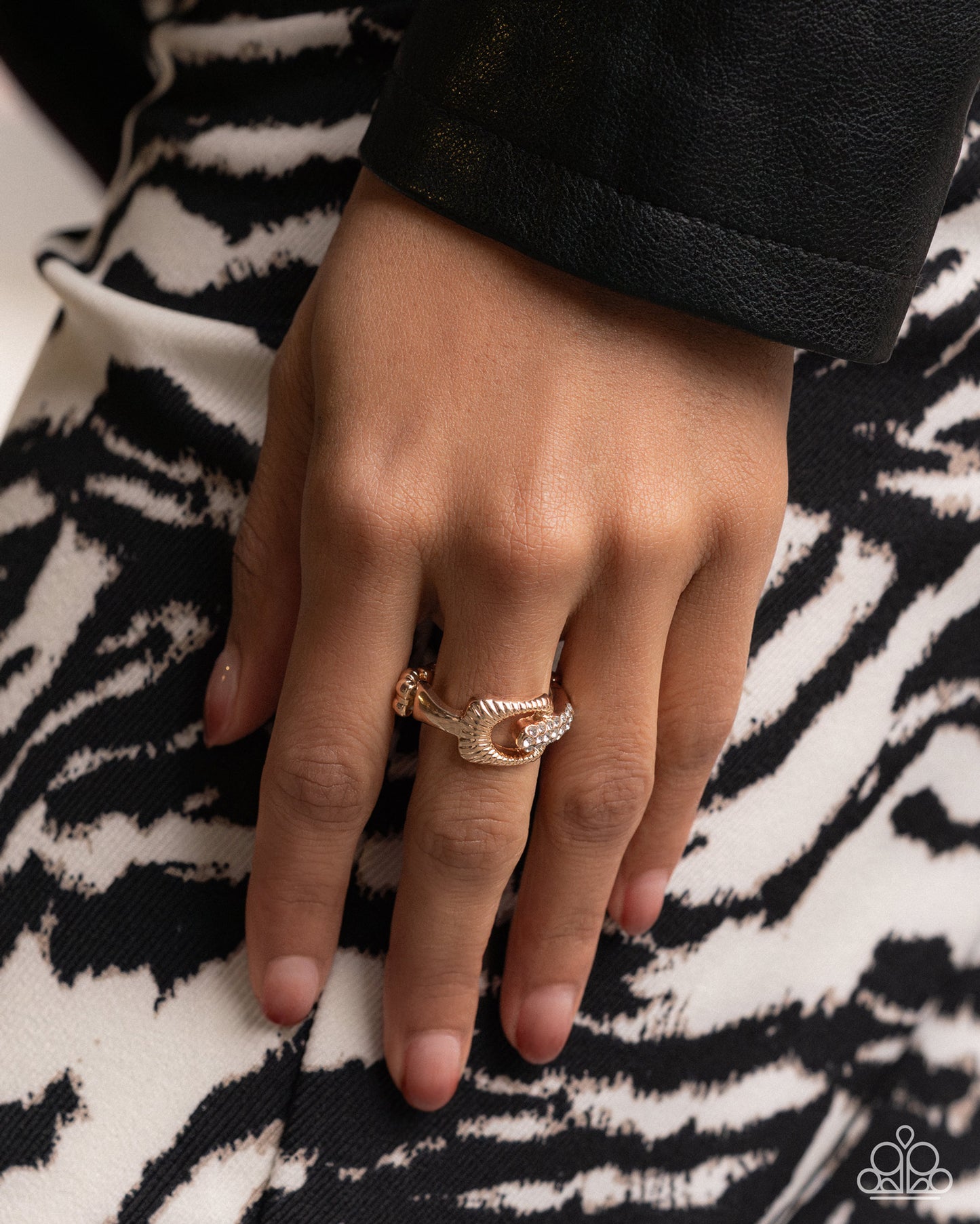 Captivating Confidence - Gold - Paparazzi Ring Image