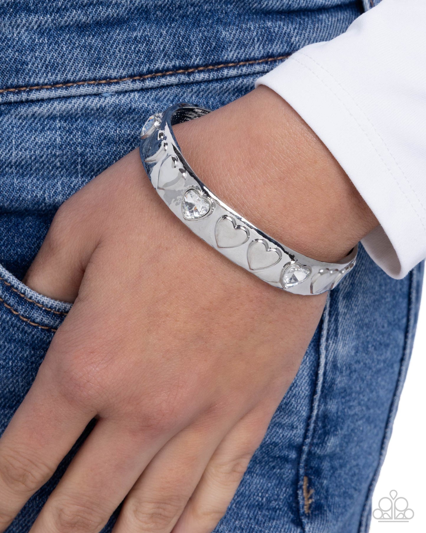 Smitten Surprise - White - Paparazzi Bracelet Image