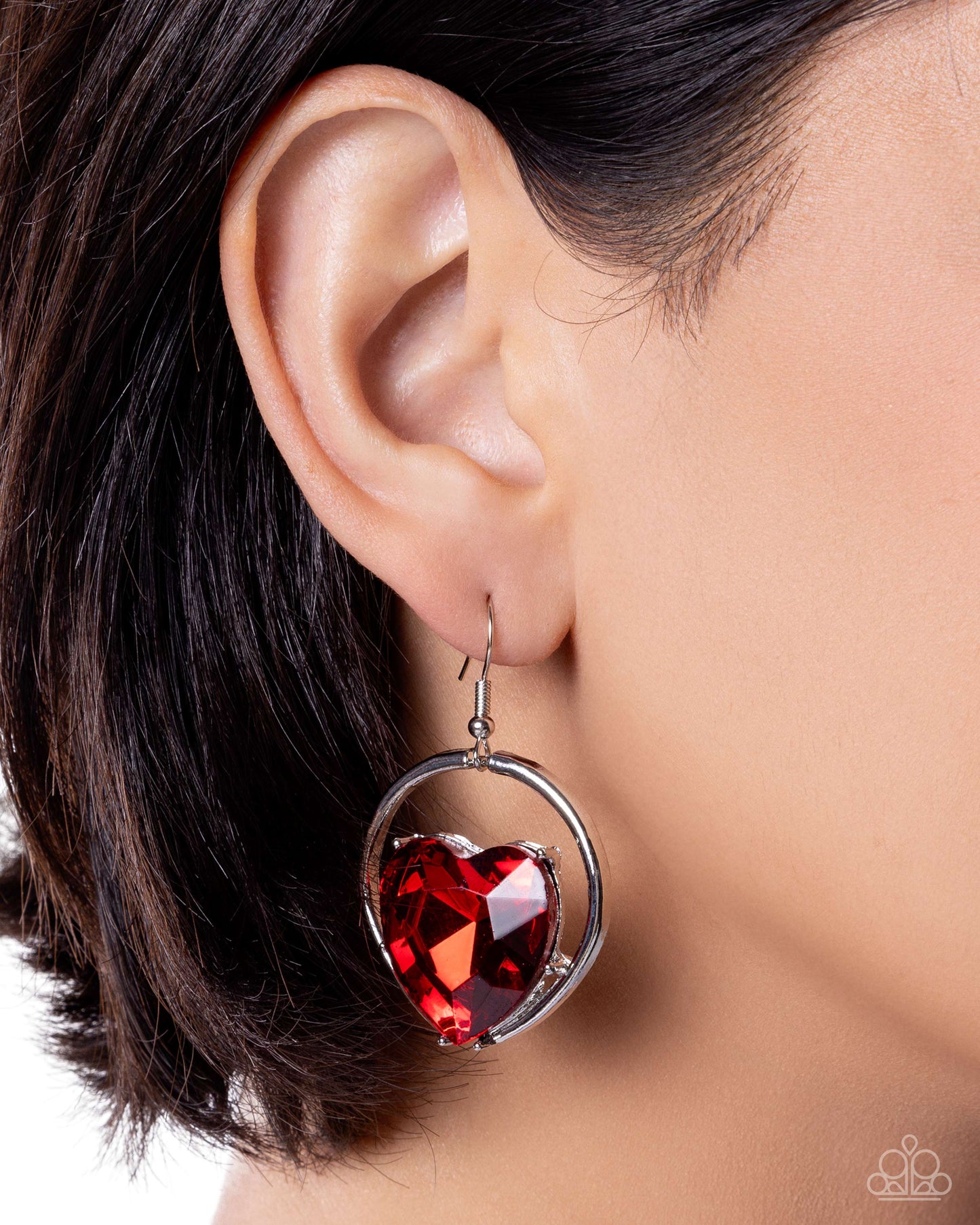 Valuable Valentines - Paparazzi Earring Image