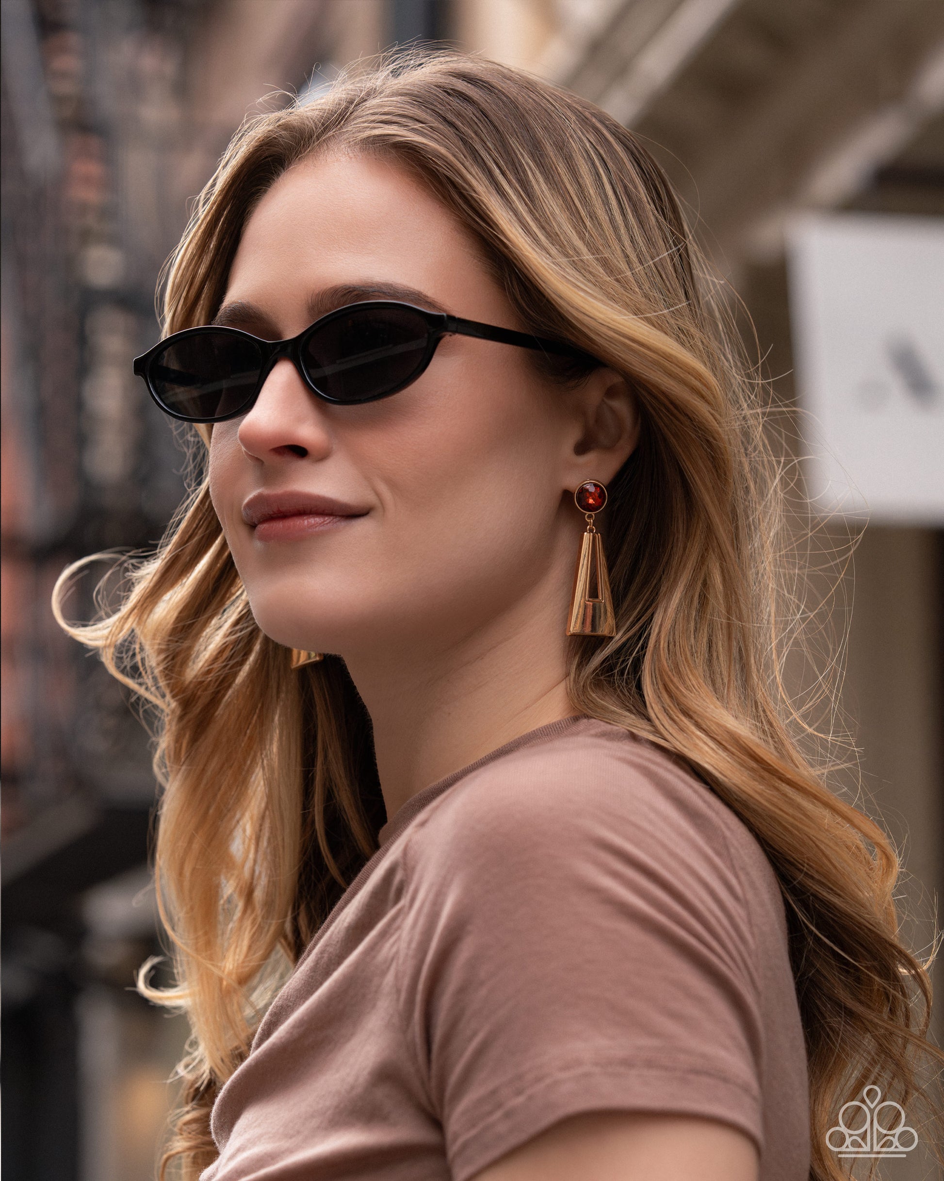 Sophisticated Sway - Paparazzi Earring Image