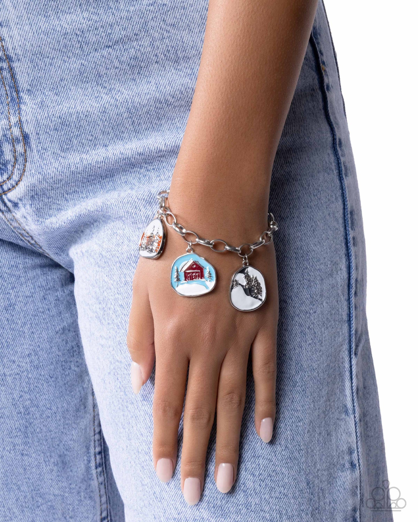 Cabin Chic - Paparazzi Bracelet Image