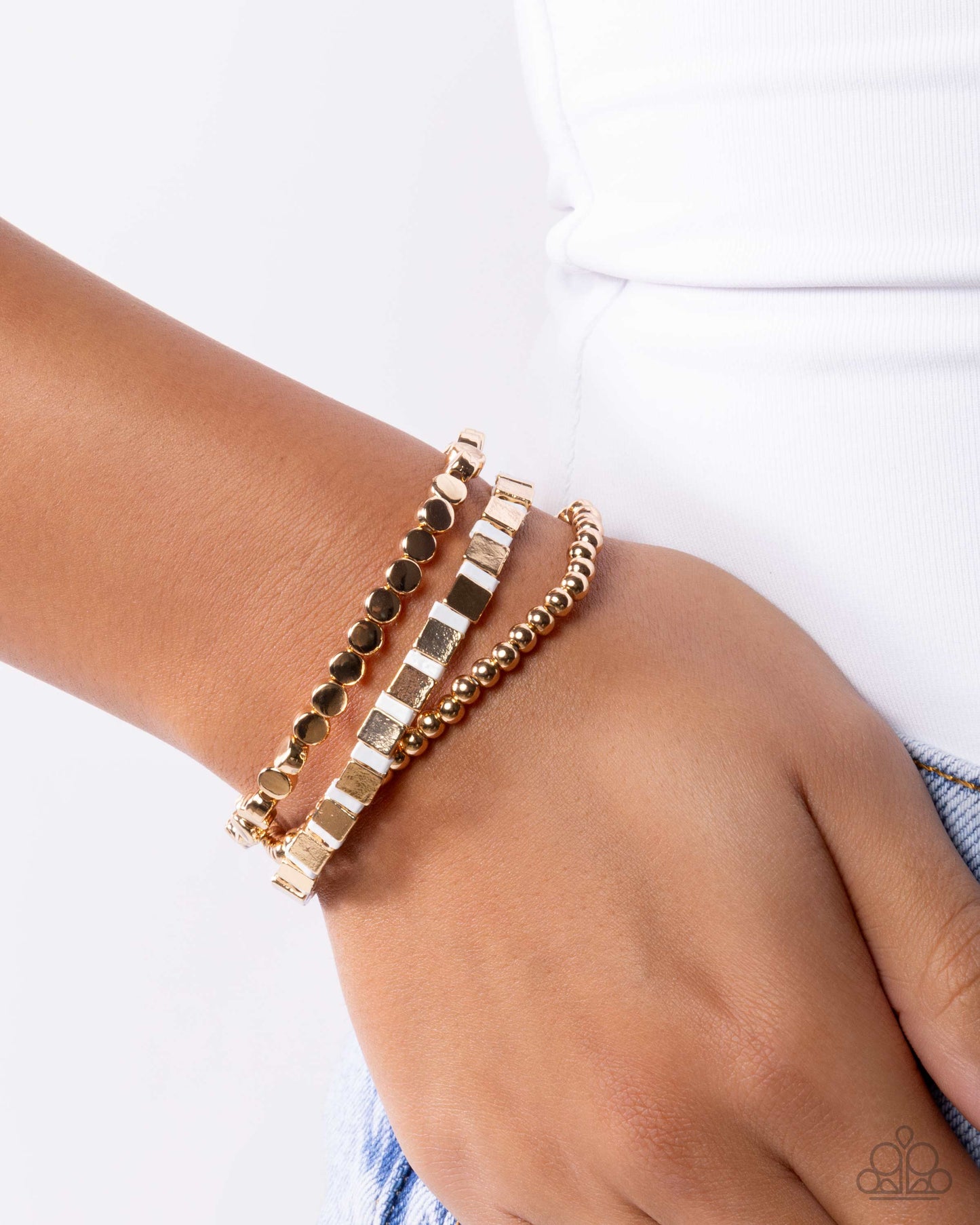 Runway Ranking - White - Paparazzi Bracelet Image