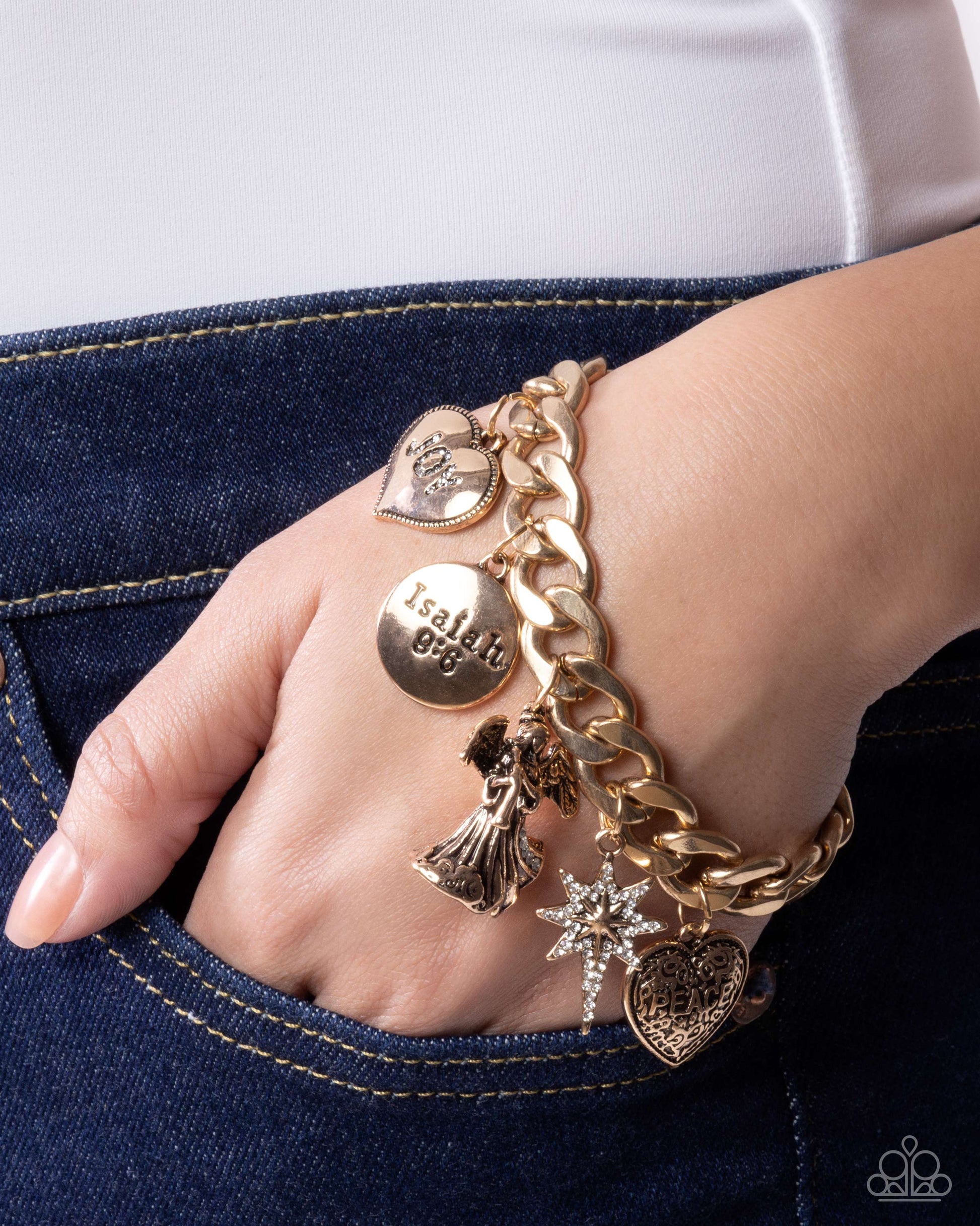 Savior is Born - Paparazzi Bracelet Image