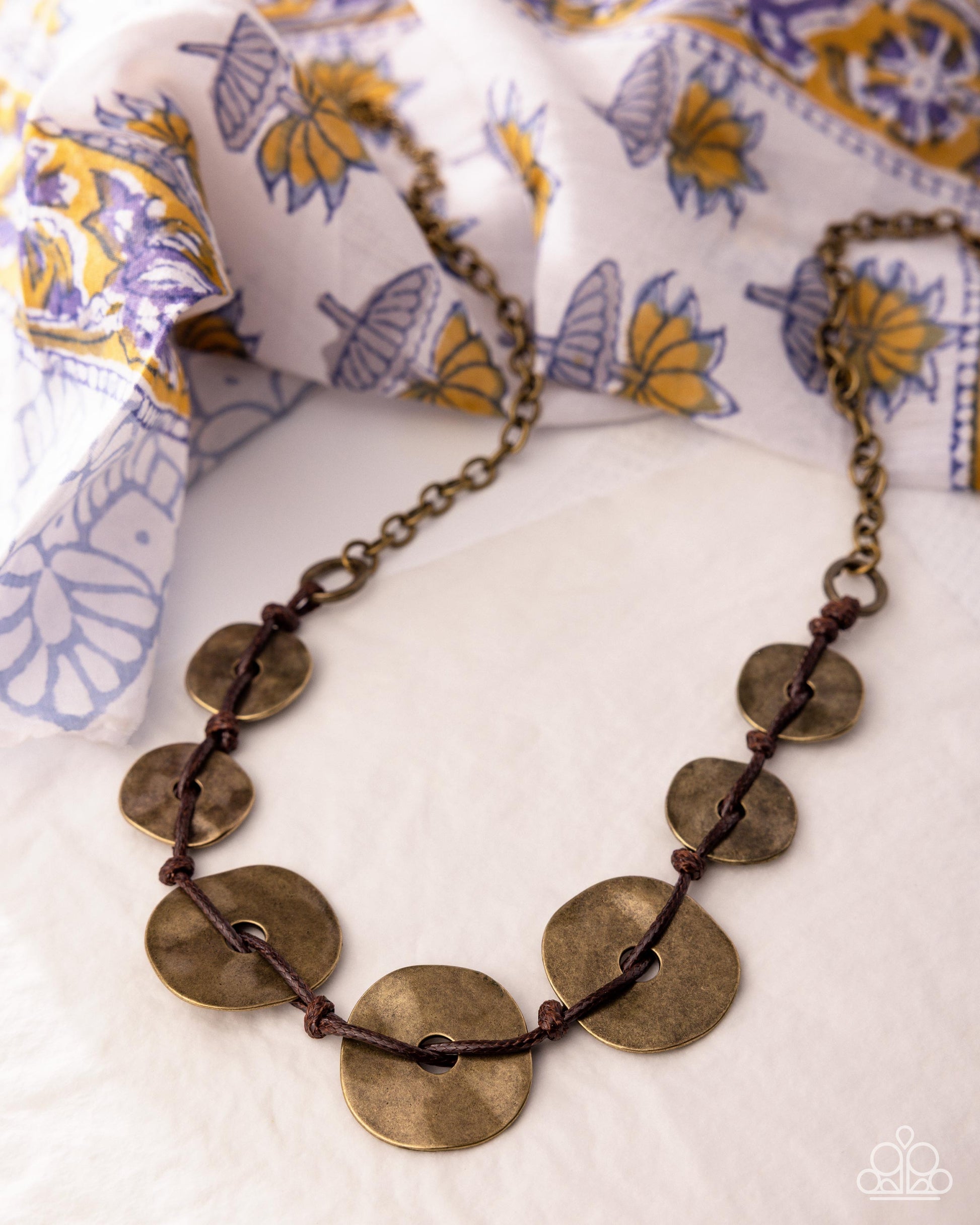 Defensive Discs - Paparazzi Necklace Image