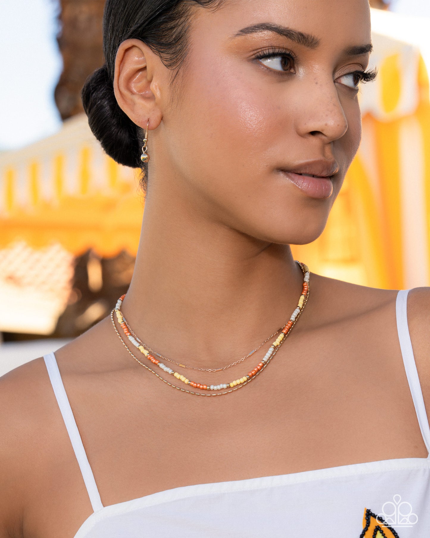 Glossy Generosity - Paparazzi Necklace Image