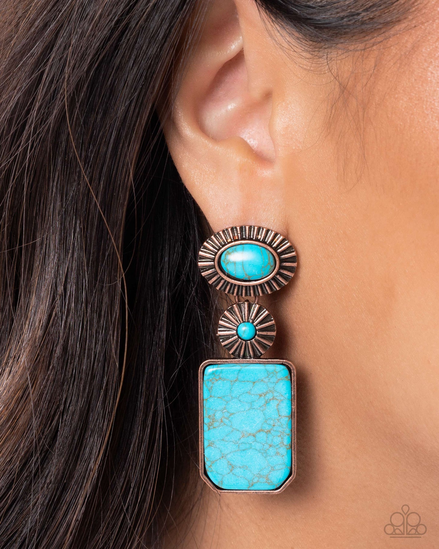 Noteworthy Navigation - Paparazzi Earring Image