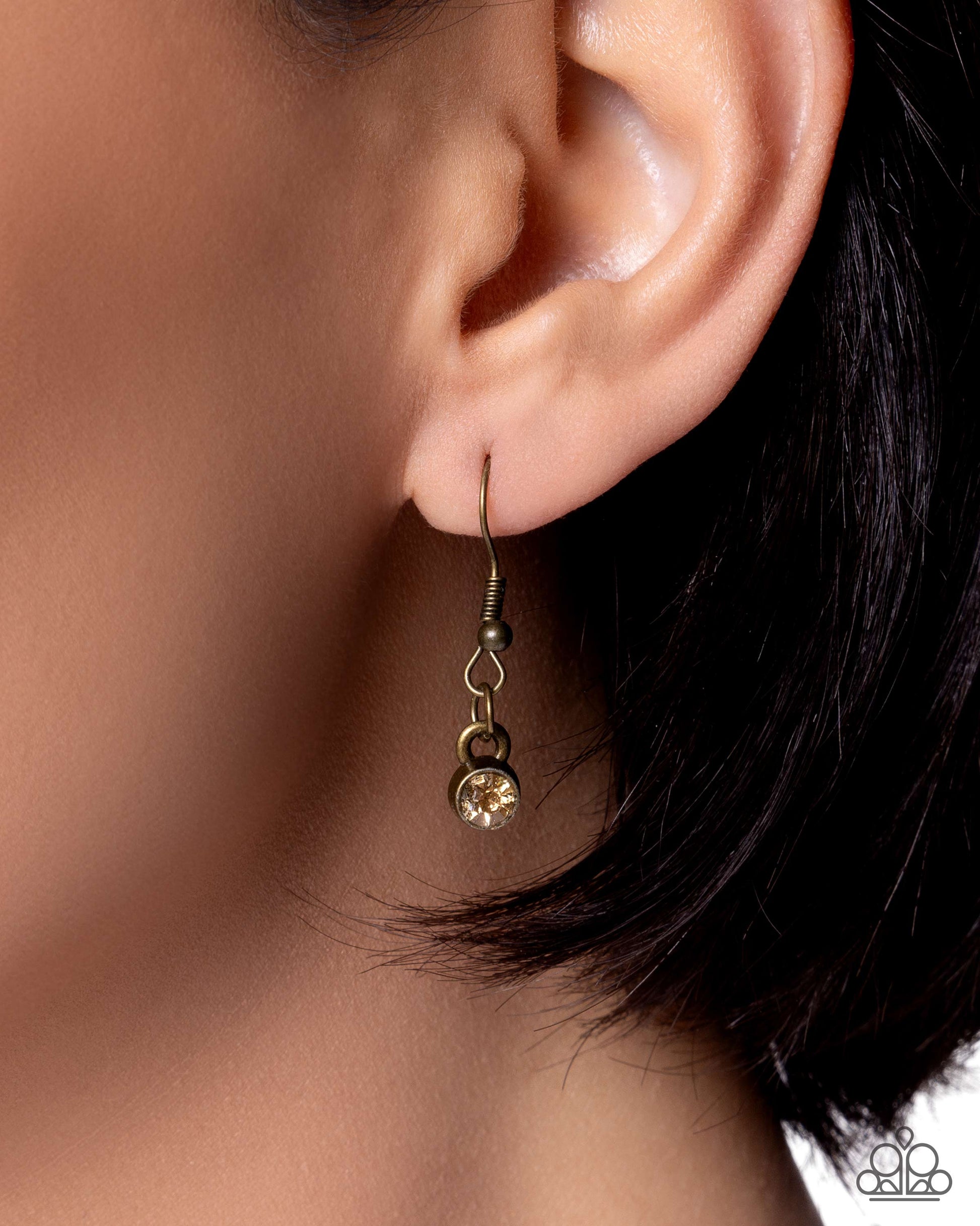 Elegance Unlocked - Brass - Paparazzi Necklace Image