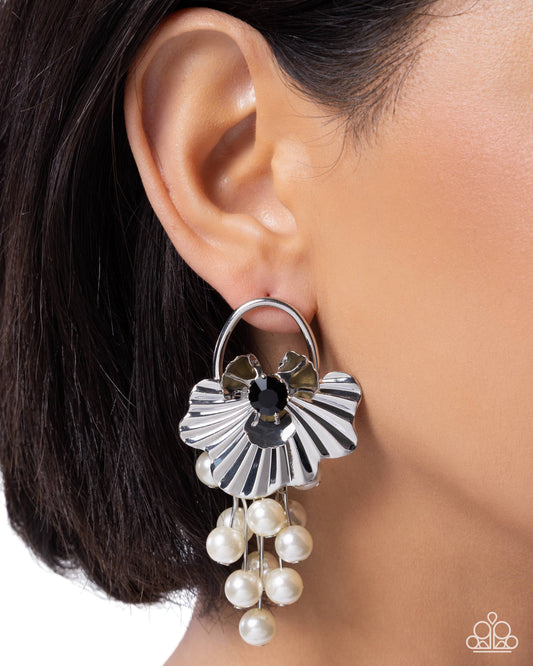 Flared Fringe - Black - Paparazzi Earring Image