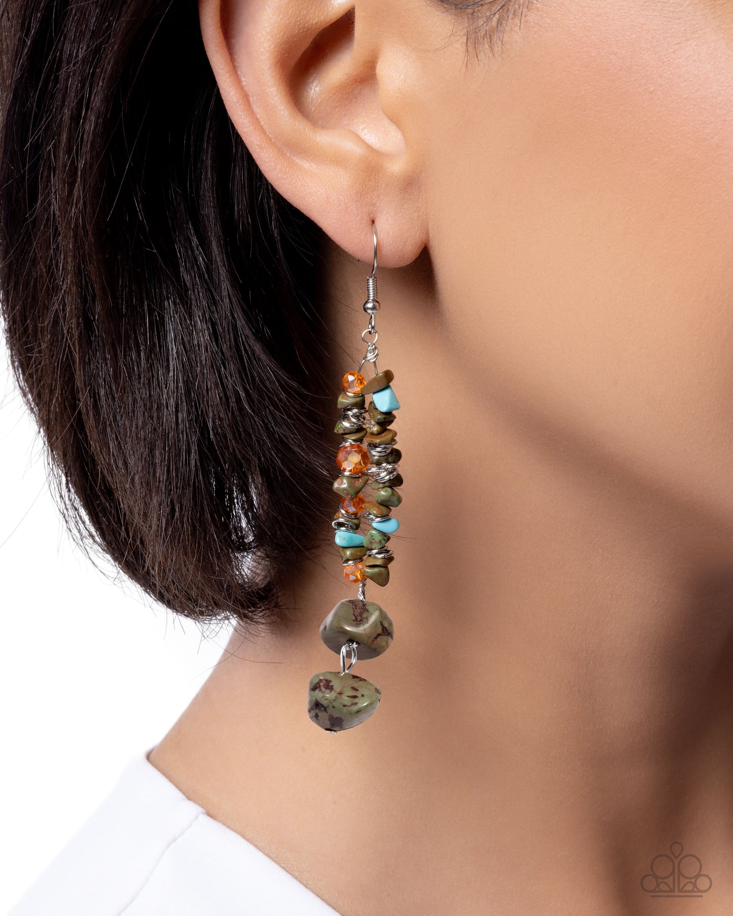 Earthy Embrace - Paparazzi Earring Image