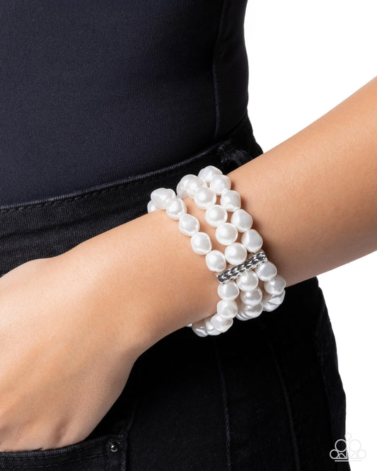 Pearl Pedigree - Paparazzi Bracelet Image