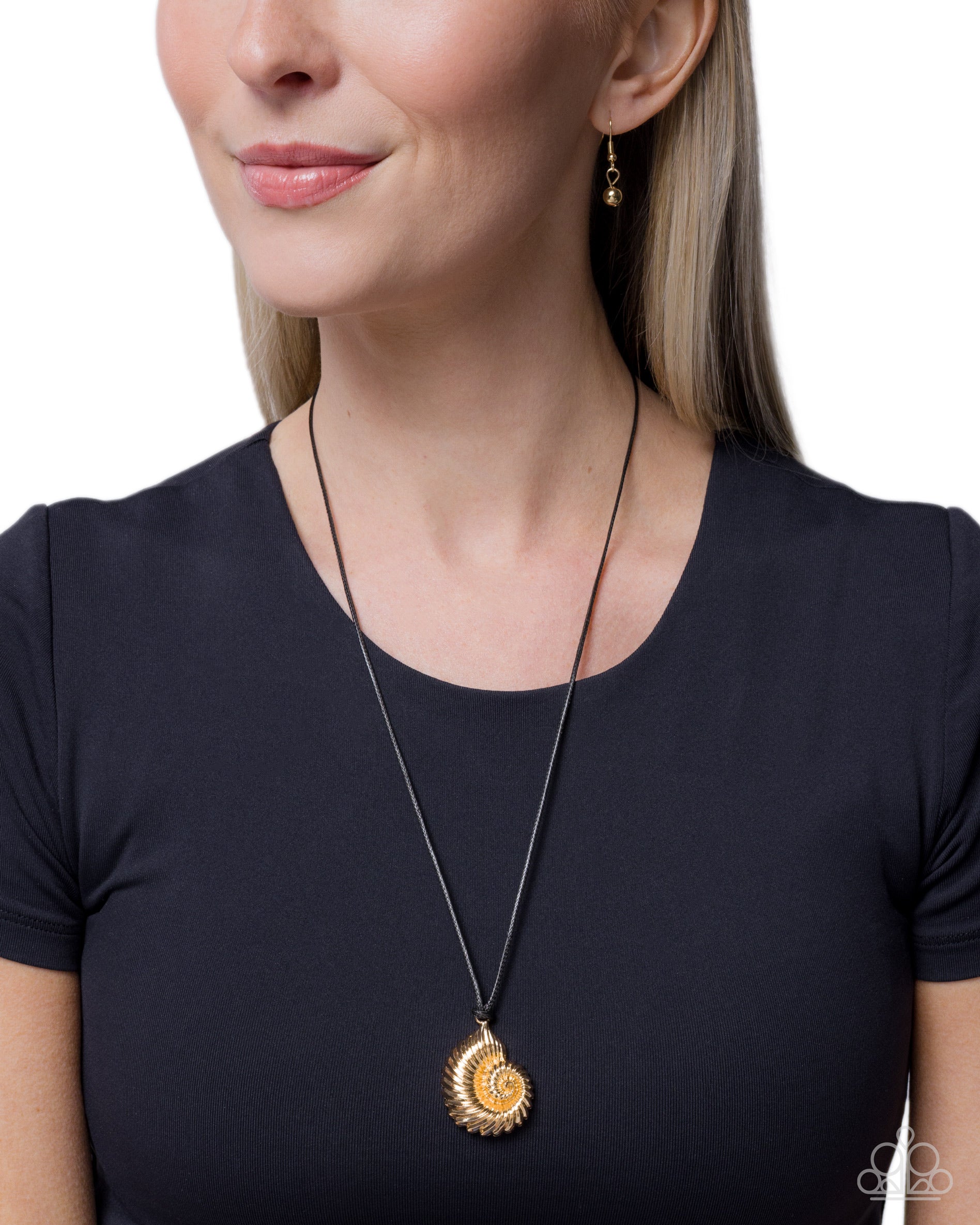 Coastal Callback - Gold - Paparazzi Necklace Image