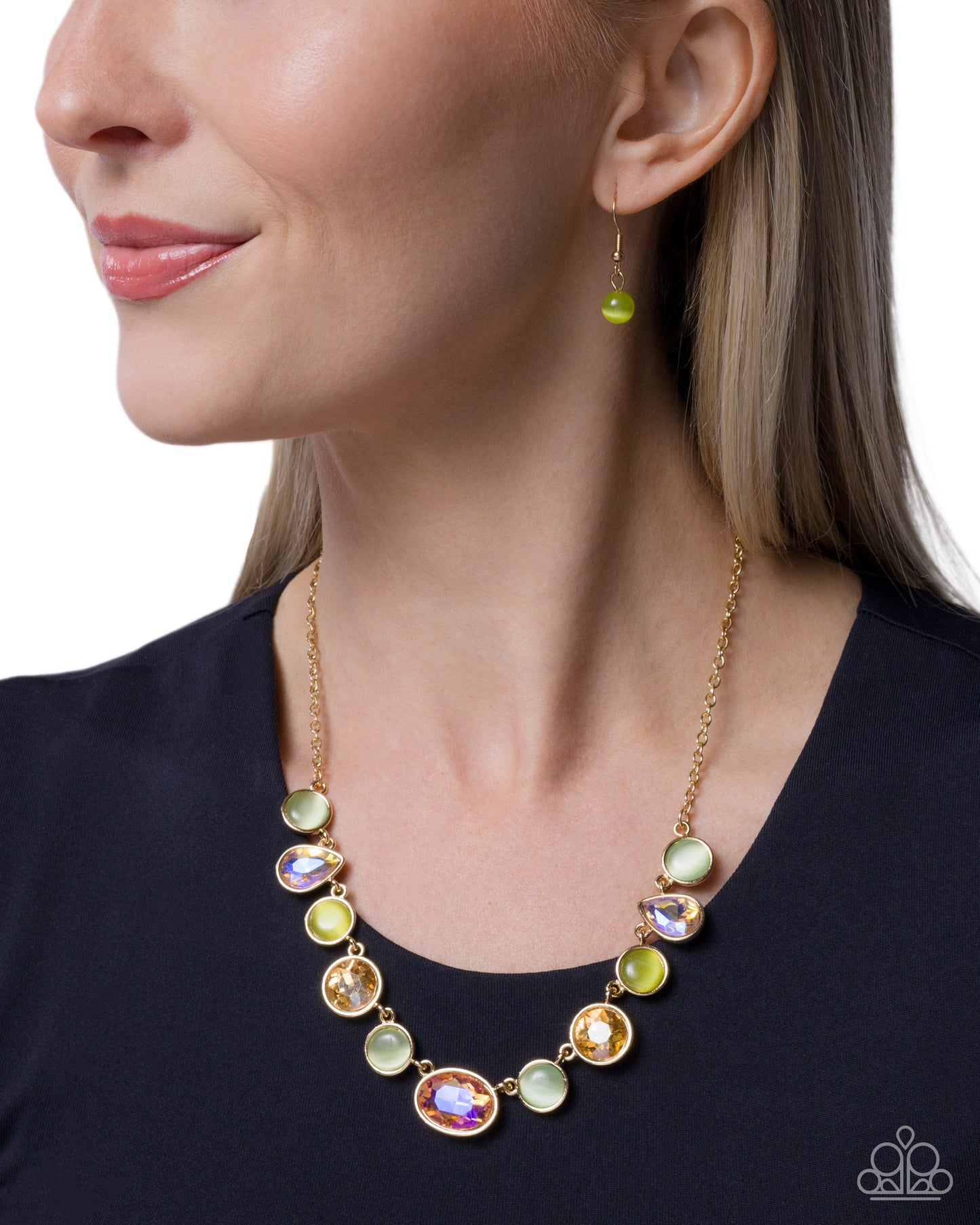 Executive Effort - Paparazzi Necklace Image