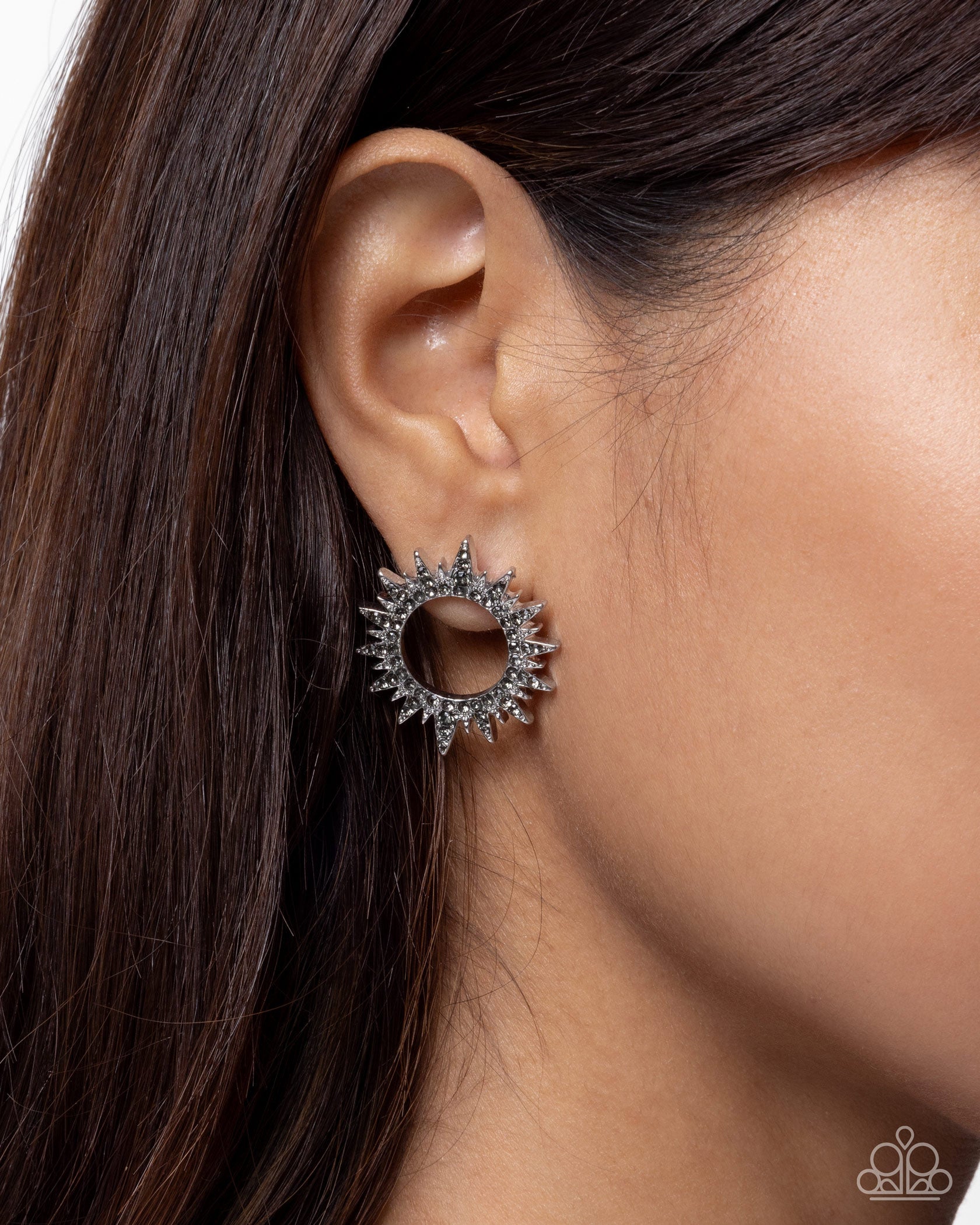Stellar Stealth - Paparazzi Earring Image
