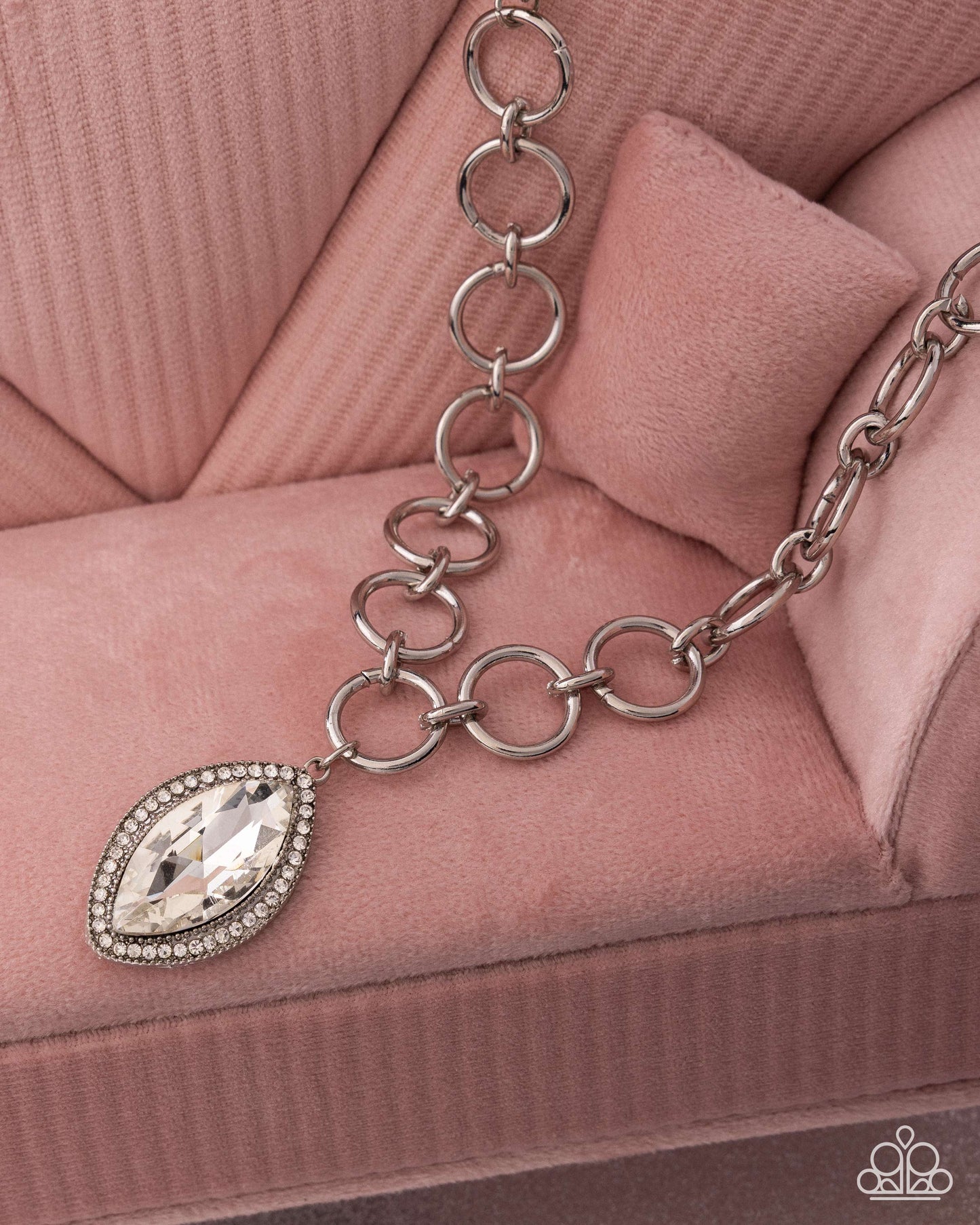 Sophisticated Sheen - White - Paparazzi Necklace Image