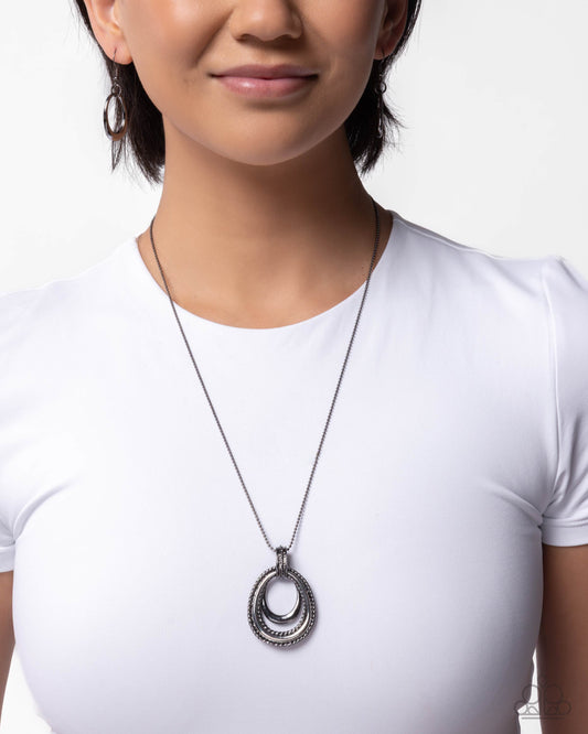 Ring Rarity - Paparazzi Necklace Image