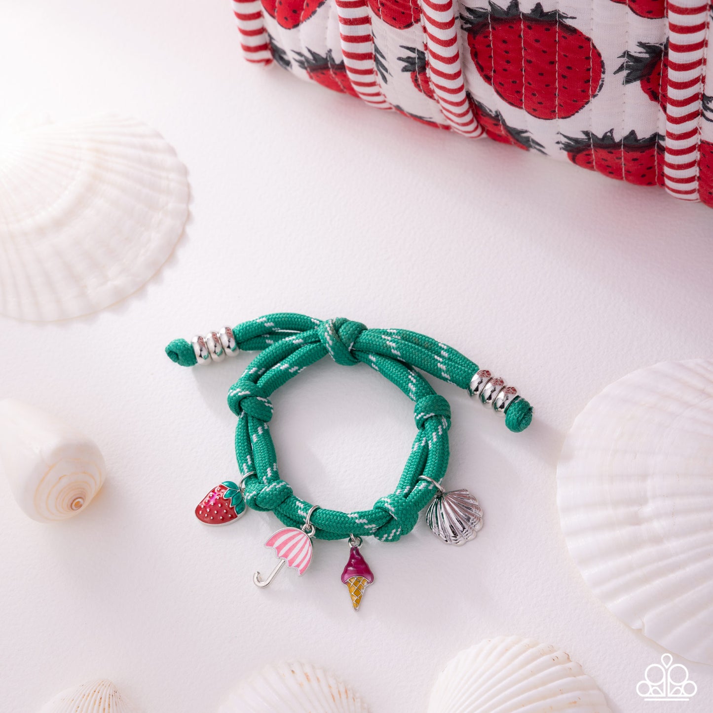 Summer Surge - Green - Paparazzi Bracelet Image