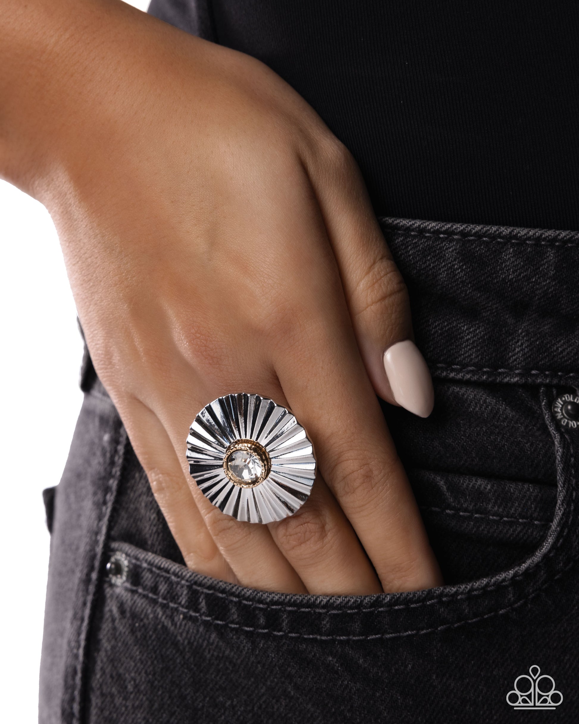 Crimped Can-Can - Paparazzi Ring Image