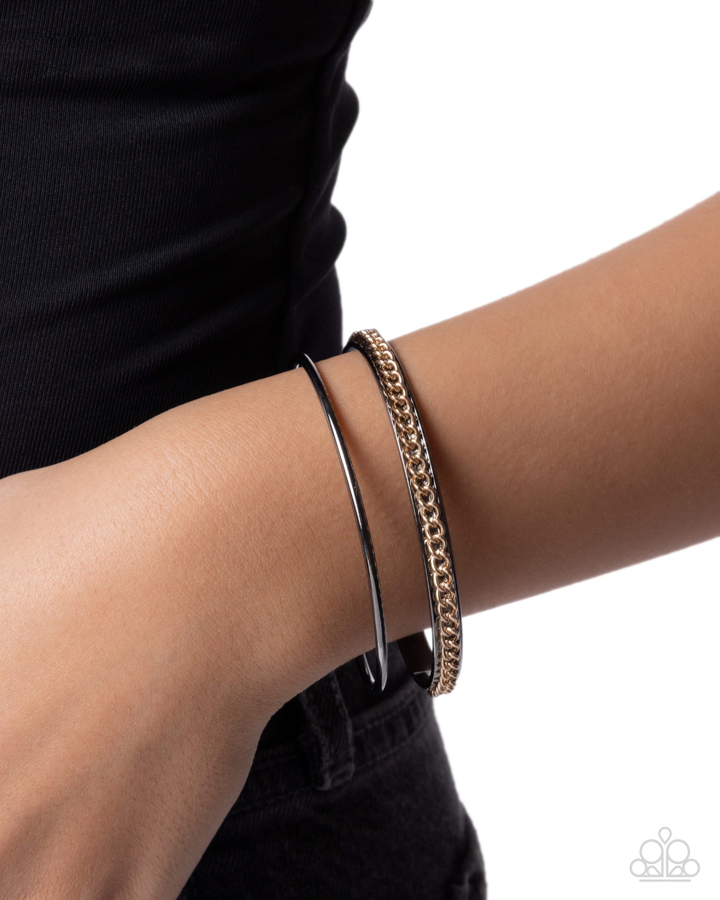 Lively Layers - Paparazzi Bracelet Image