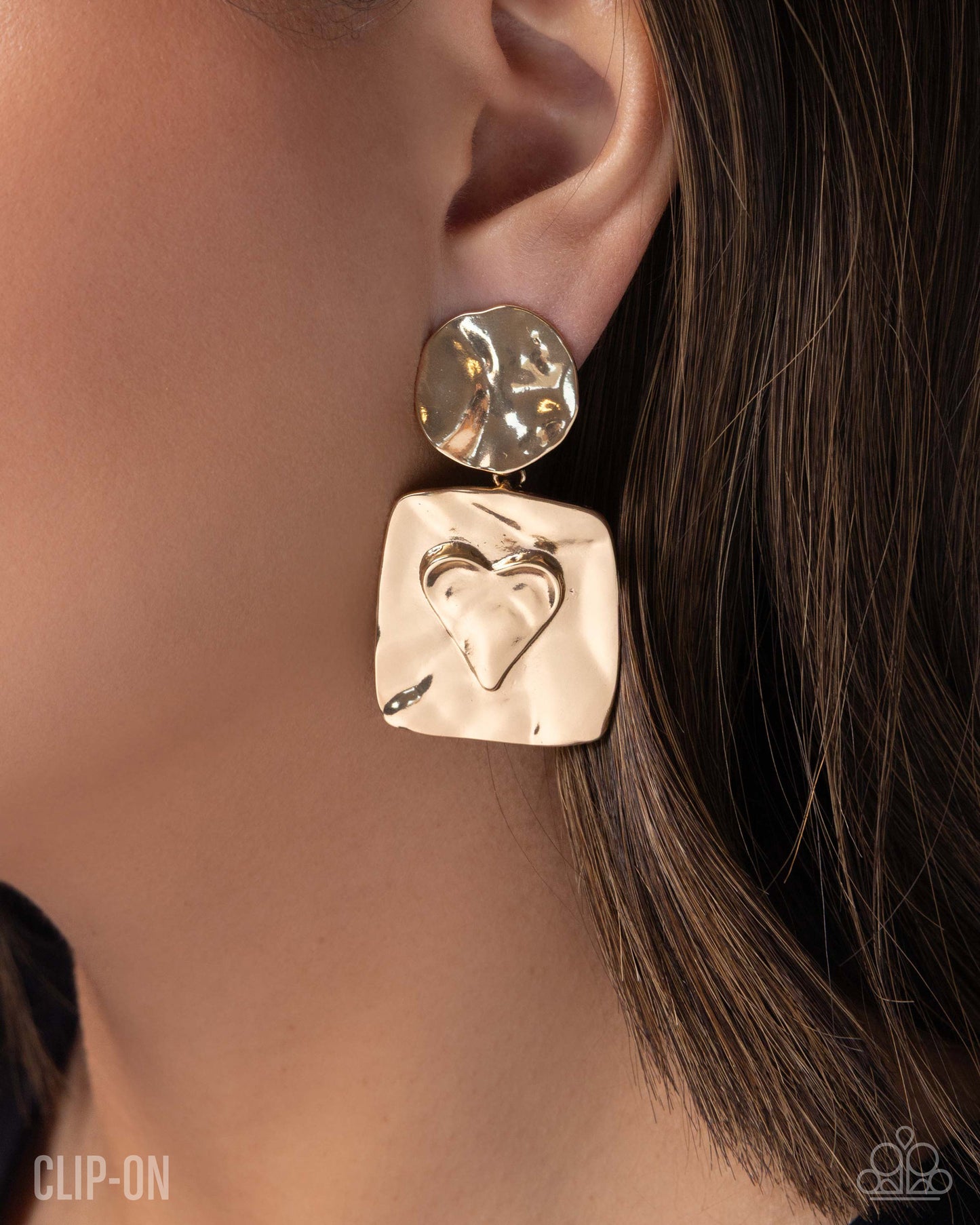 Remembering Romance - Paparazzi Earring Image